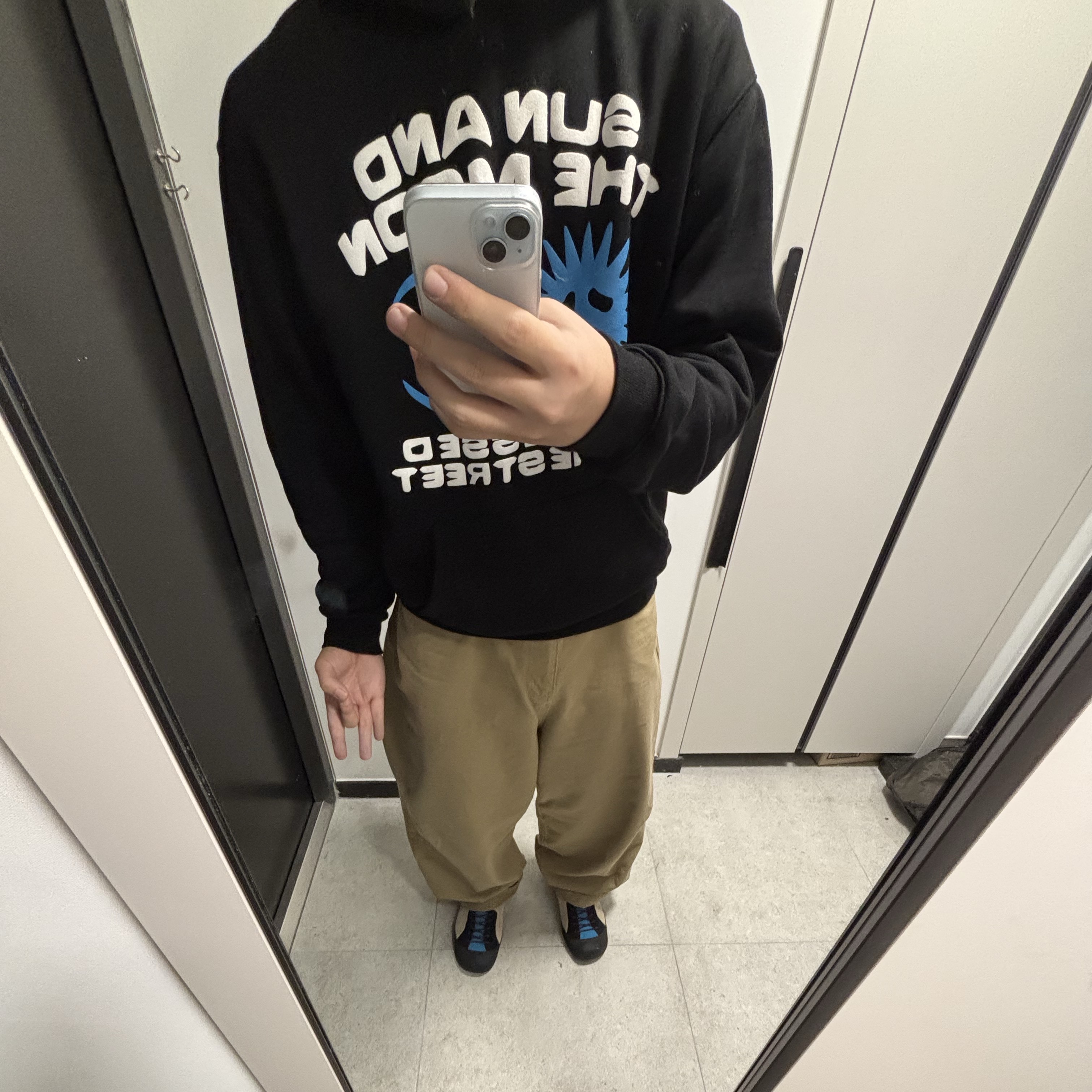 Keen Jasper Rocks SP Sneakers Beige, POTS All Day Hoodie Black 착용 스타일