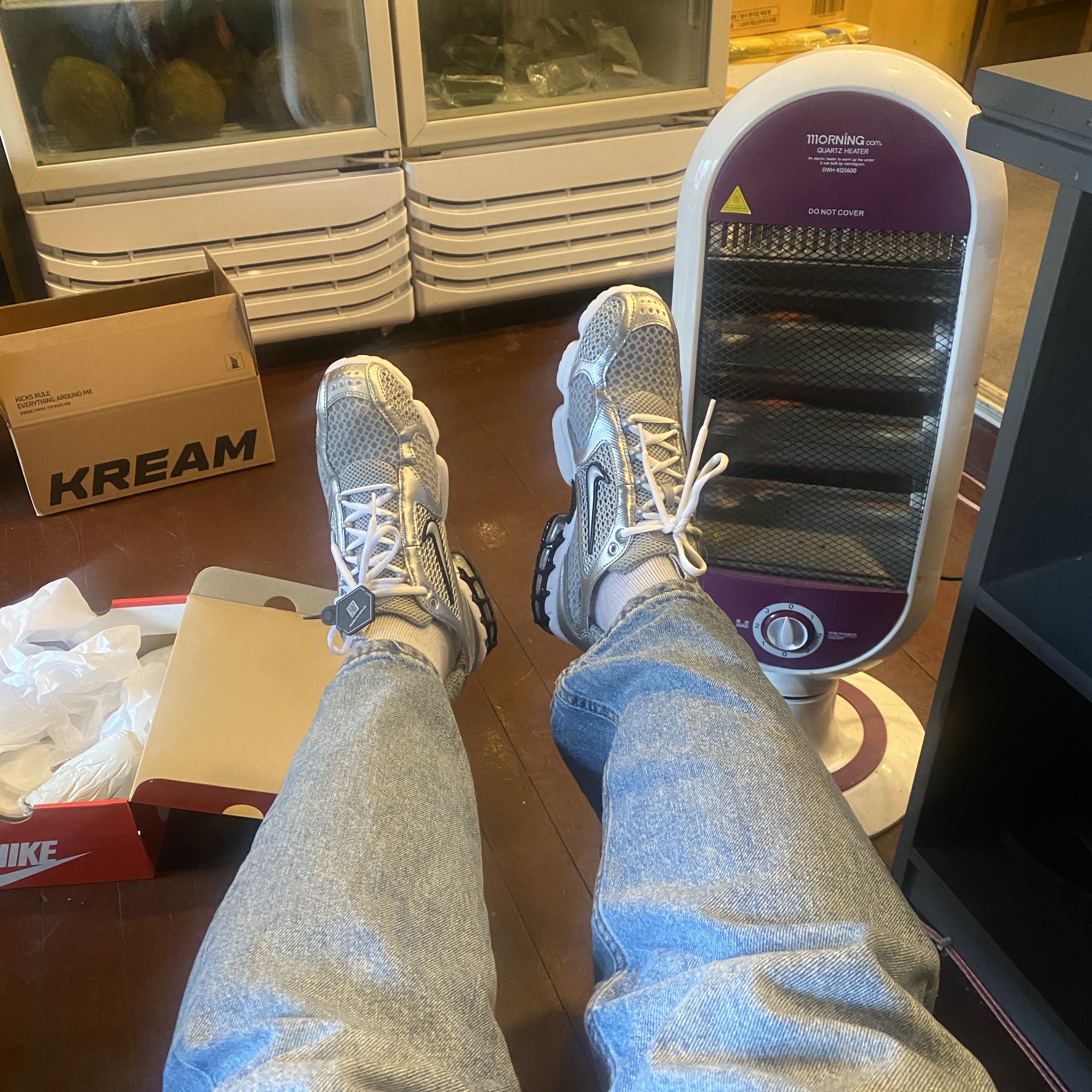 Nike Air Zoom Spiridon Cage 2 Metallic Silver 착용 스타일