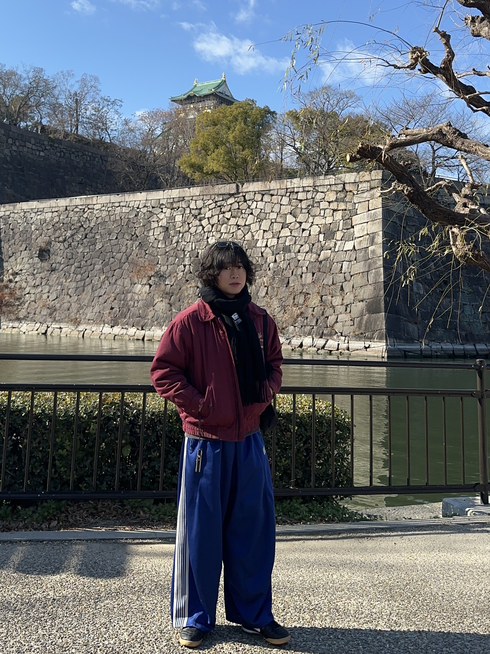 Needles H.D. Track Pants Poly Smooth Royal, Nike x Supreme SB Gato Black 착용 스타일 - 2
