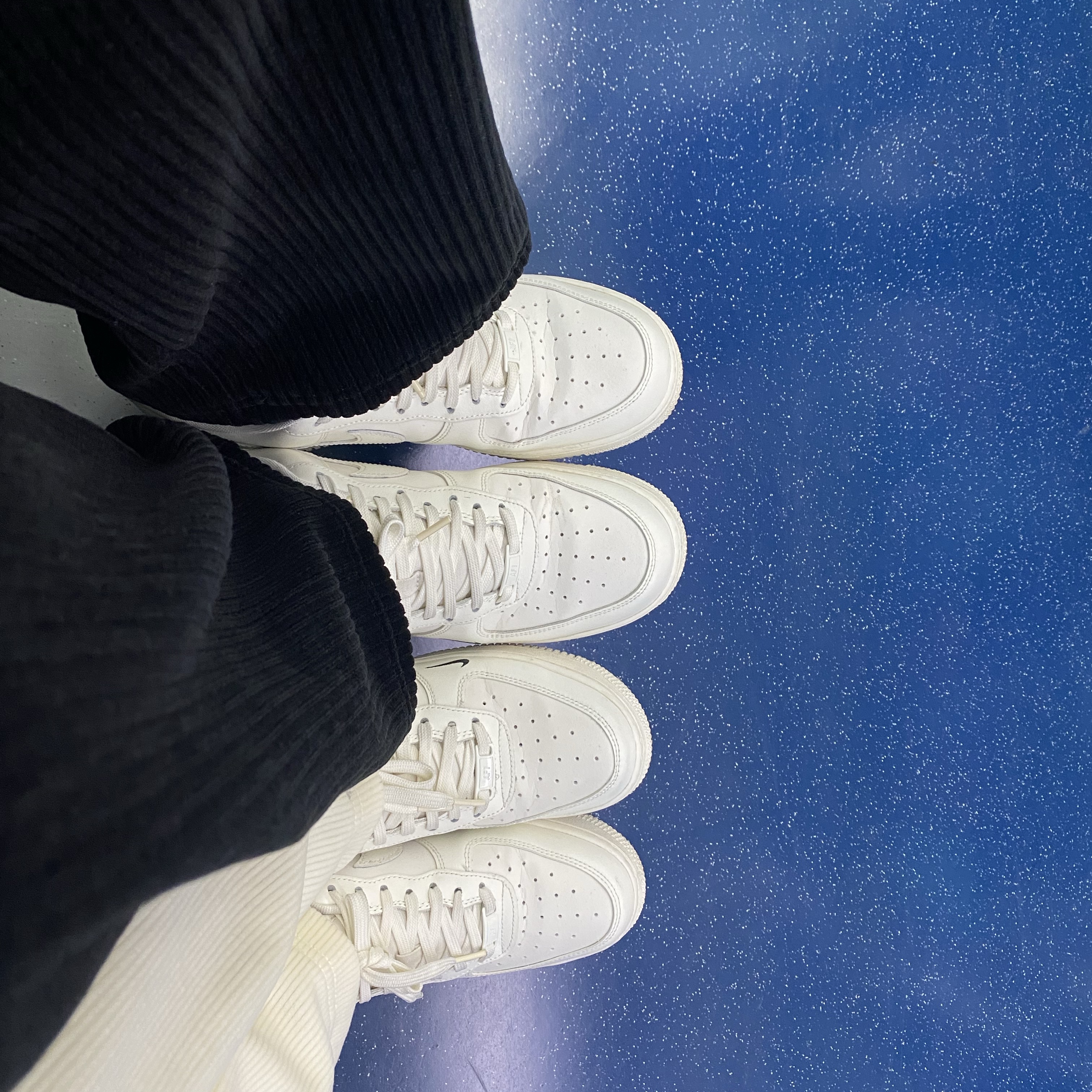 (W) Nike Air Force 1 '07 Essential TRK3 Sail 착용 스타일