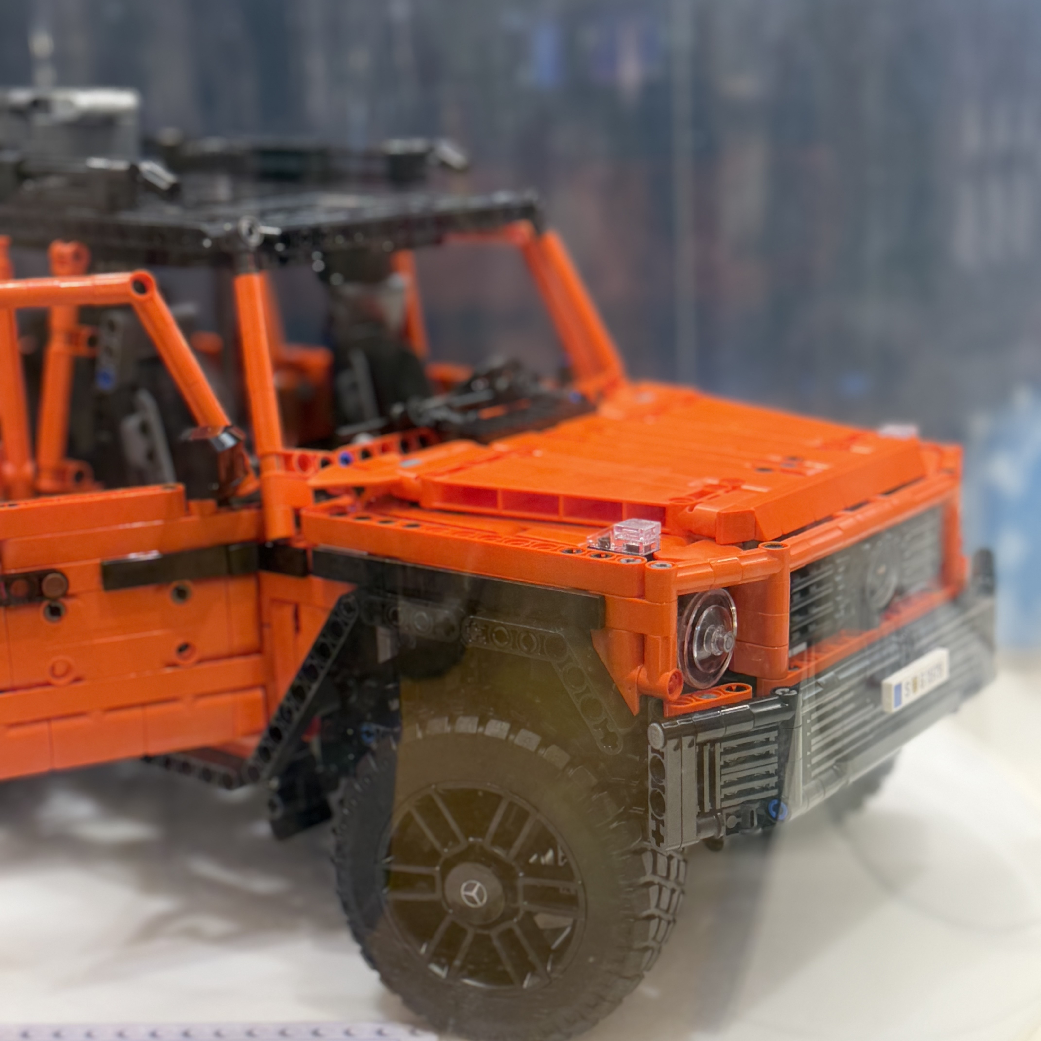 Lego Mercedes-Benz G 500 Professional Line 착용 스타일 - 1