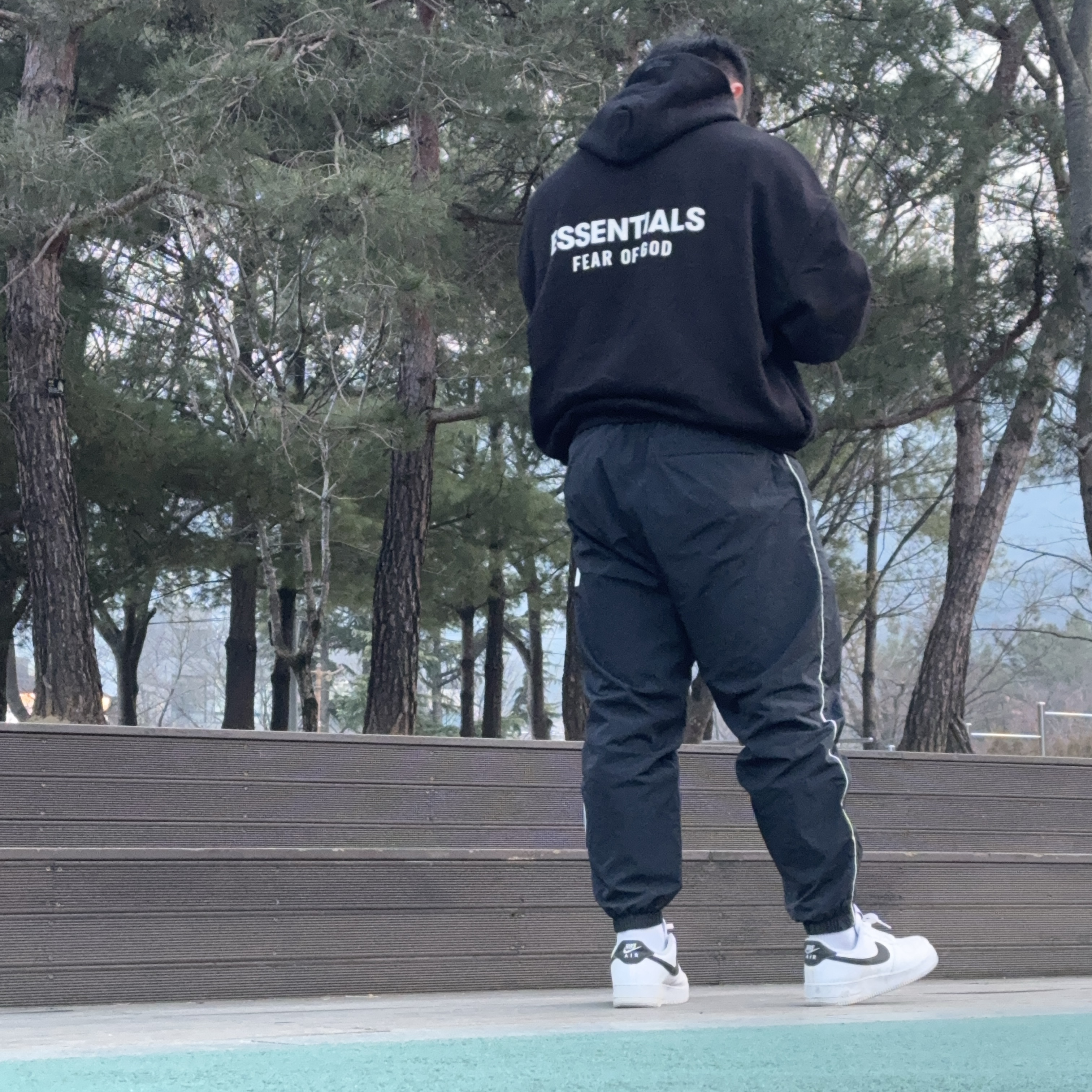 Essentials Fleece Hoodie Black - 24FW, Jordan Essential Warm Up Pants Black - Asia 착용 스타일