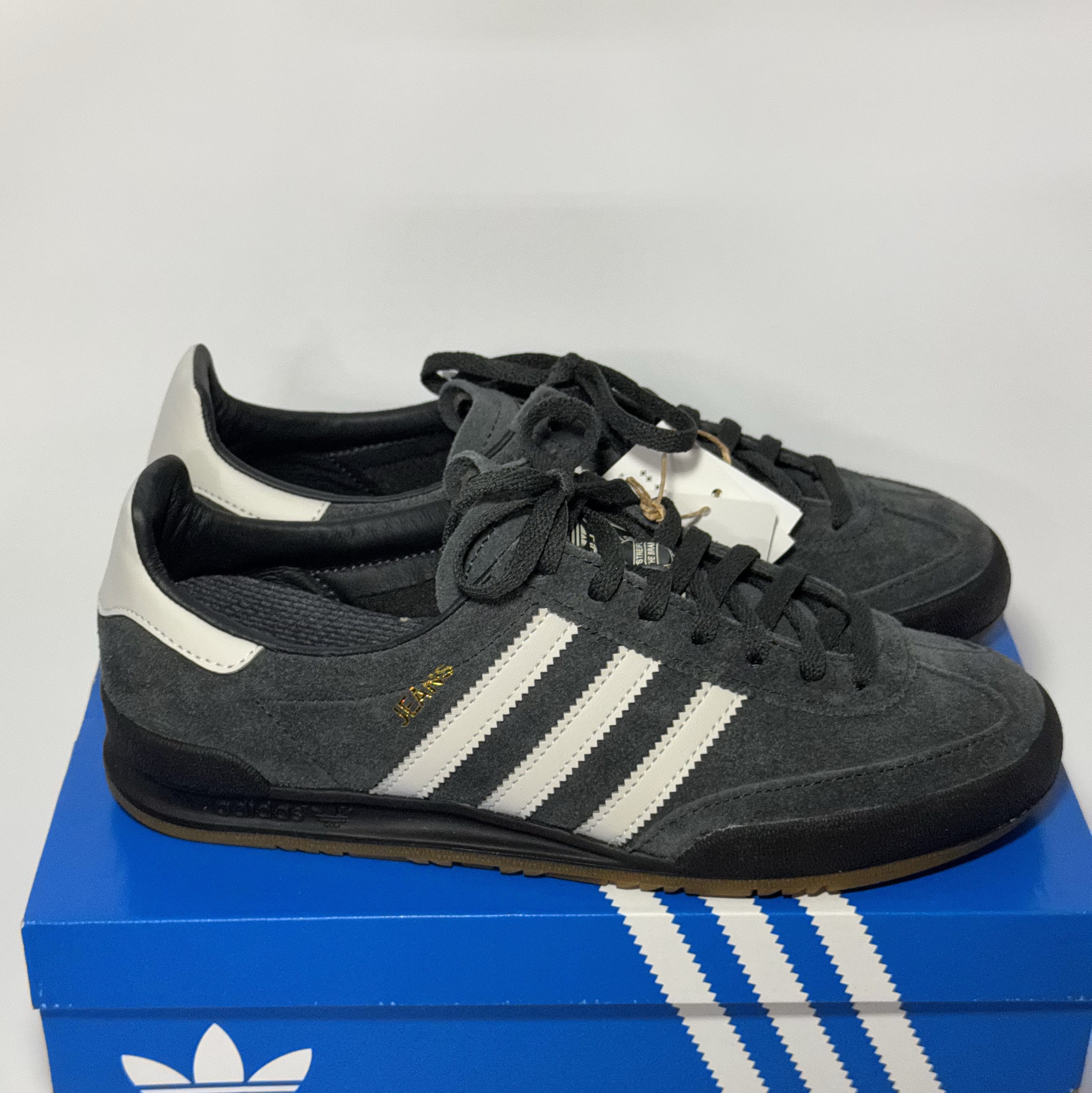 Adidas Jeans Black White 착용 스타일 - 2