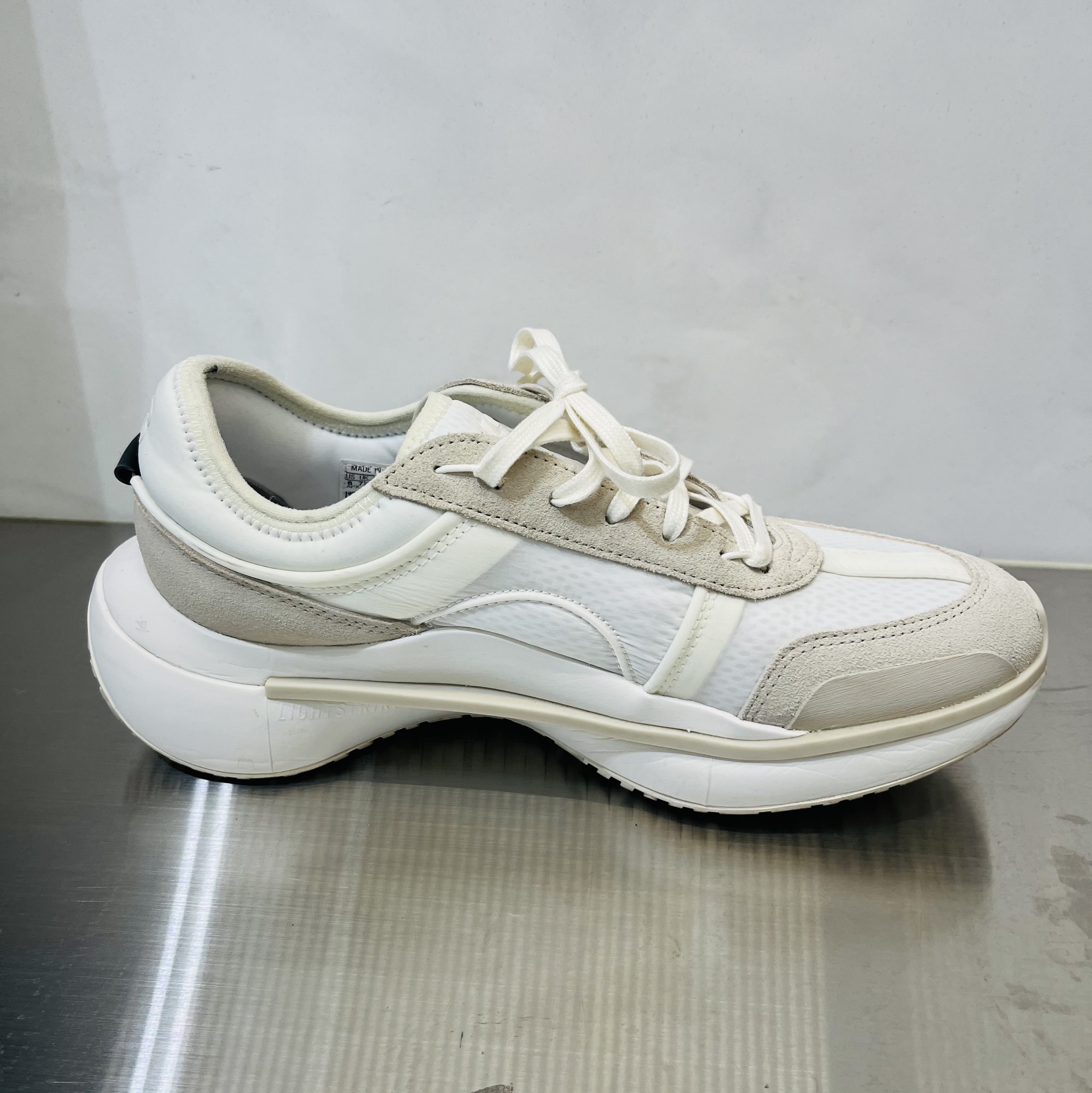 Y-3 Ajatu Run White 착용 스타일 - 4