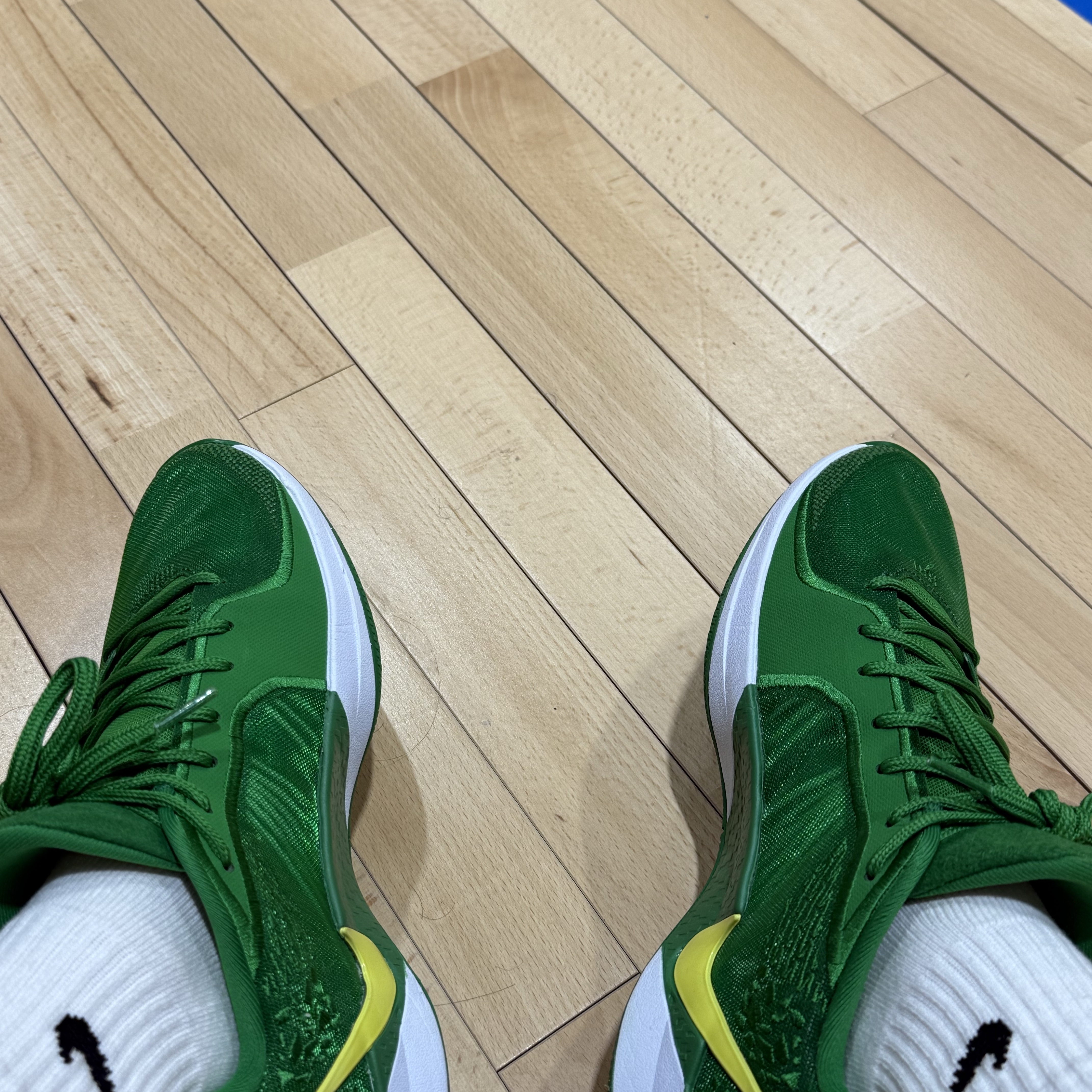 Nike Sabrina 2 Oregon EP Apple Green Yellow Strike 착용 스타일