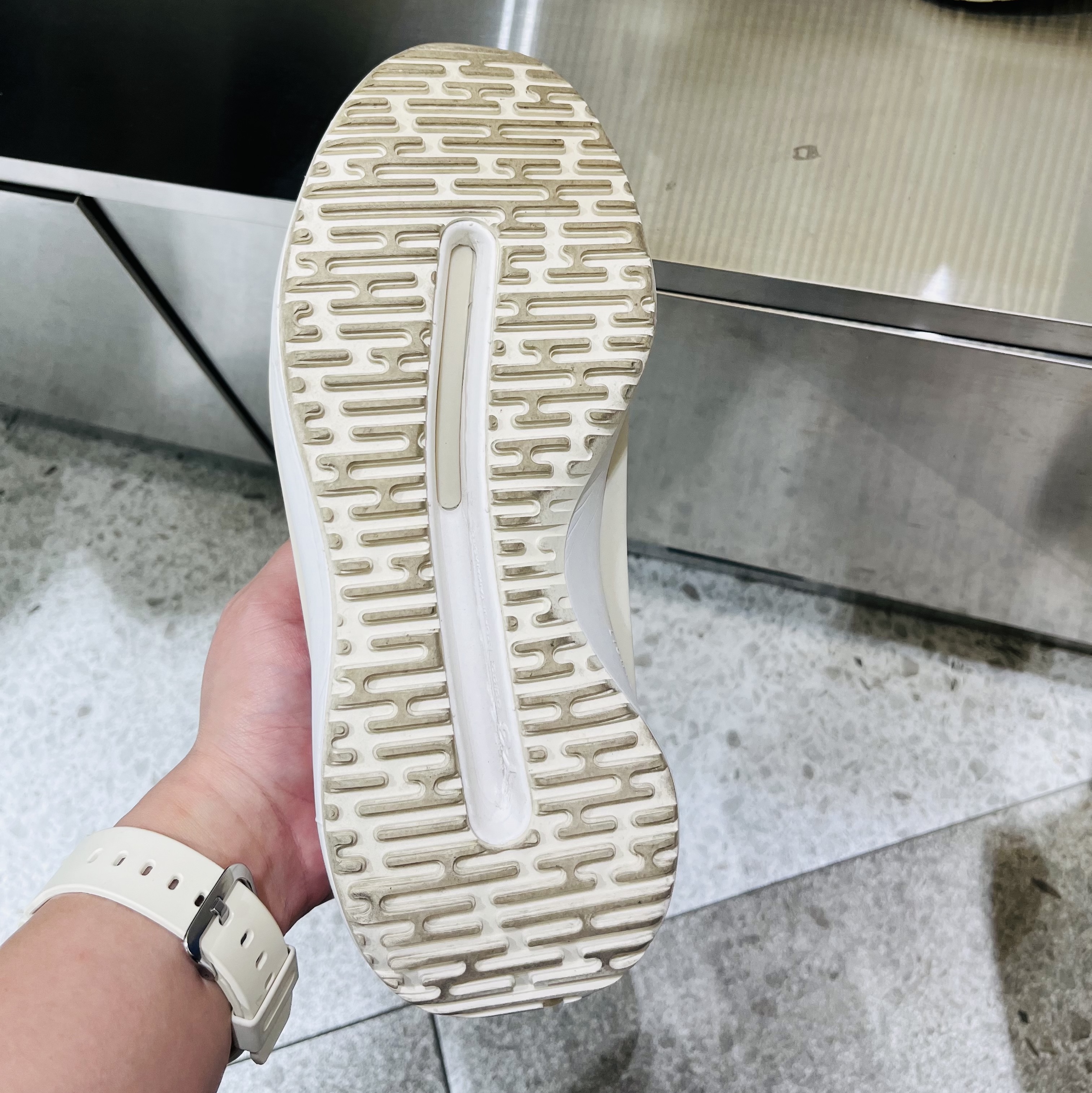 Y-3 Ajatu Run White 착용 스타일 - 5