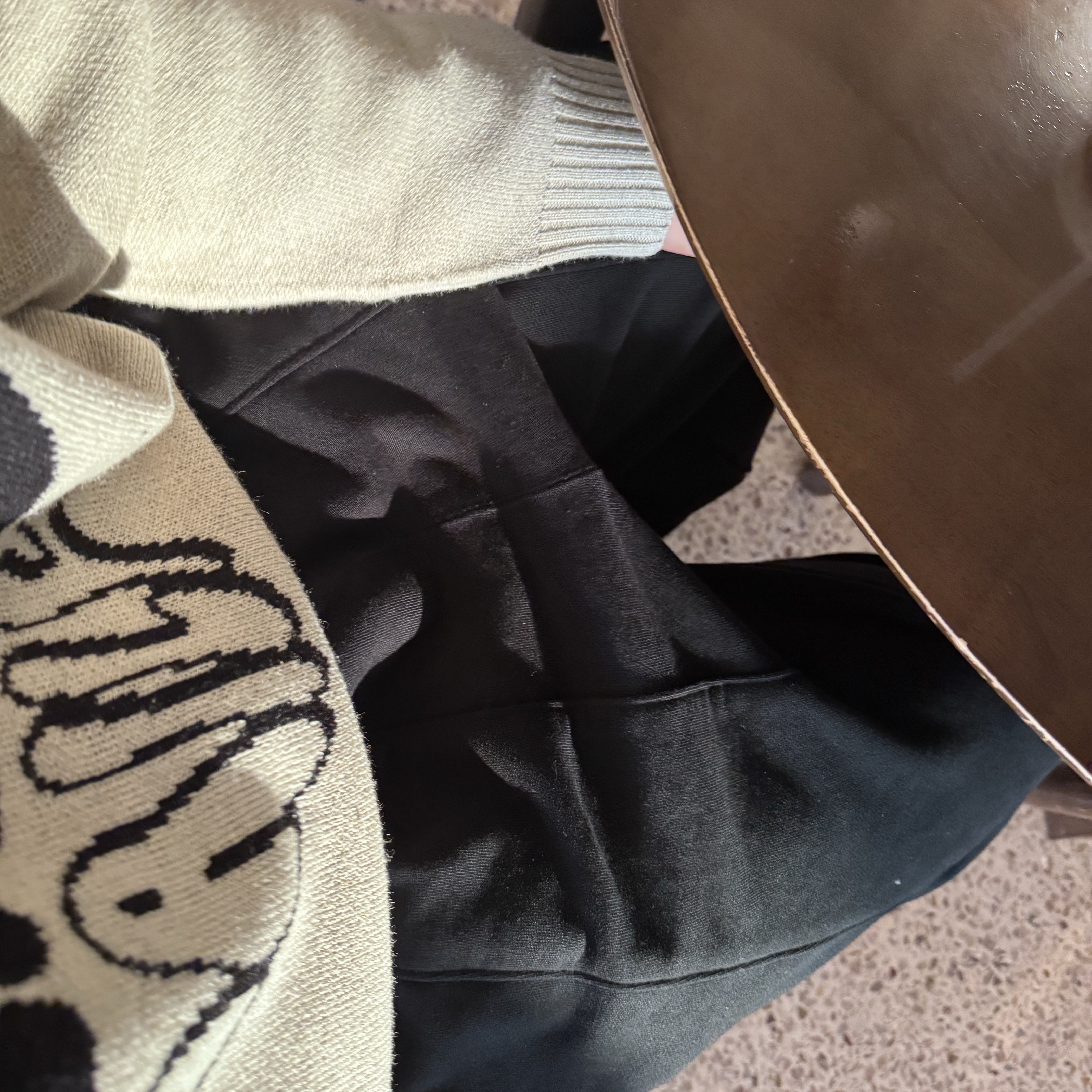 Needles x LHP H.D. Track Pants Black, Vivienne Westwood Mayfair Bas Relief Pendant Silver 착용 스타일 - 1