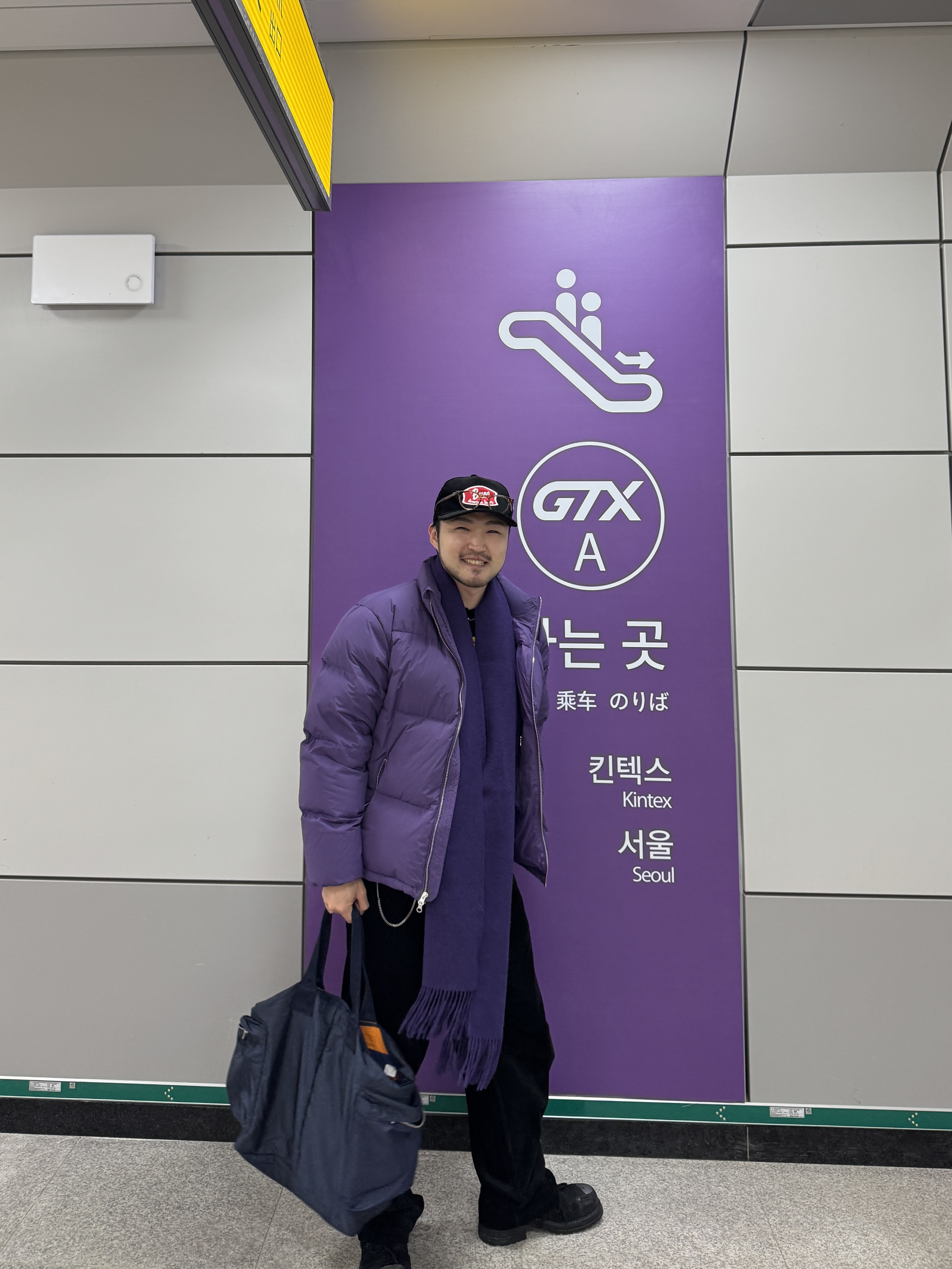 The Real McCoy's Buco Corduroy Strap-Back Cap Black, Stussy Down Puffer Nylon Purple 착용 스타일 - 1