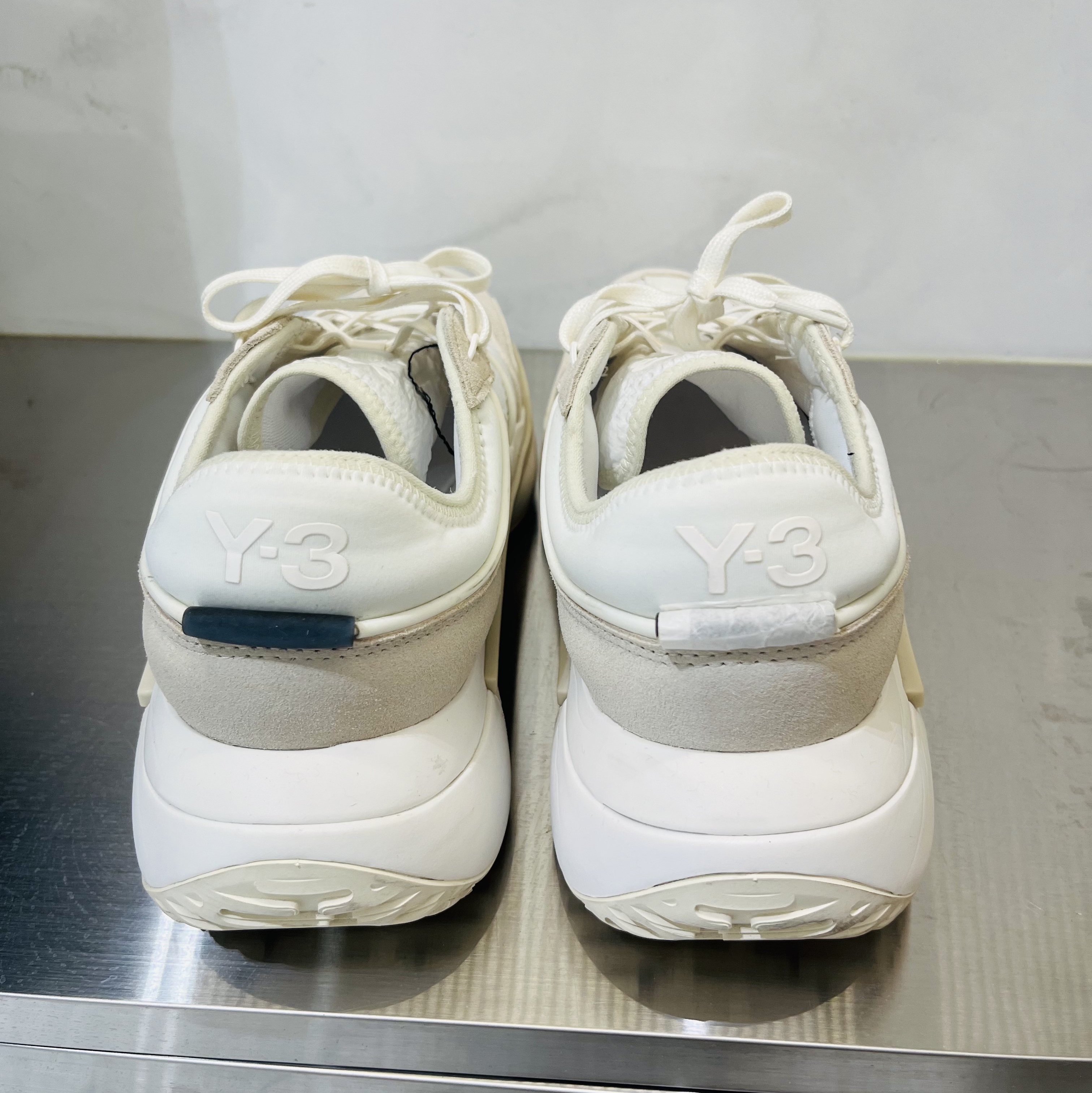 Y-3 Ajatu Run White 착용 스타일 - 3