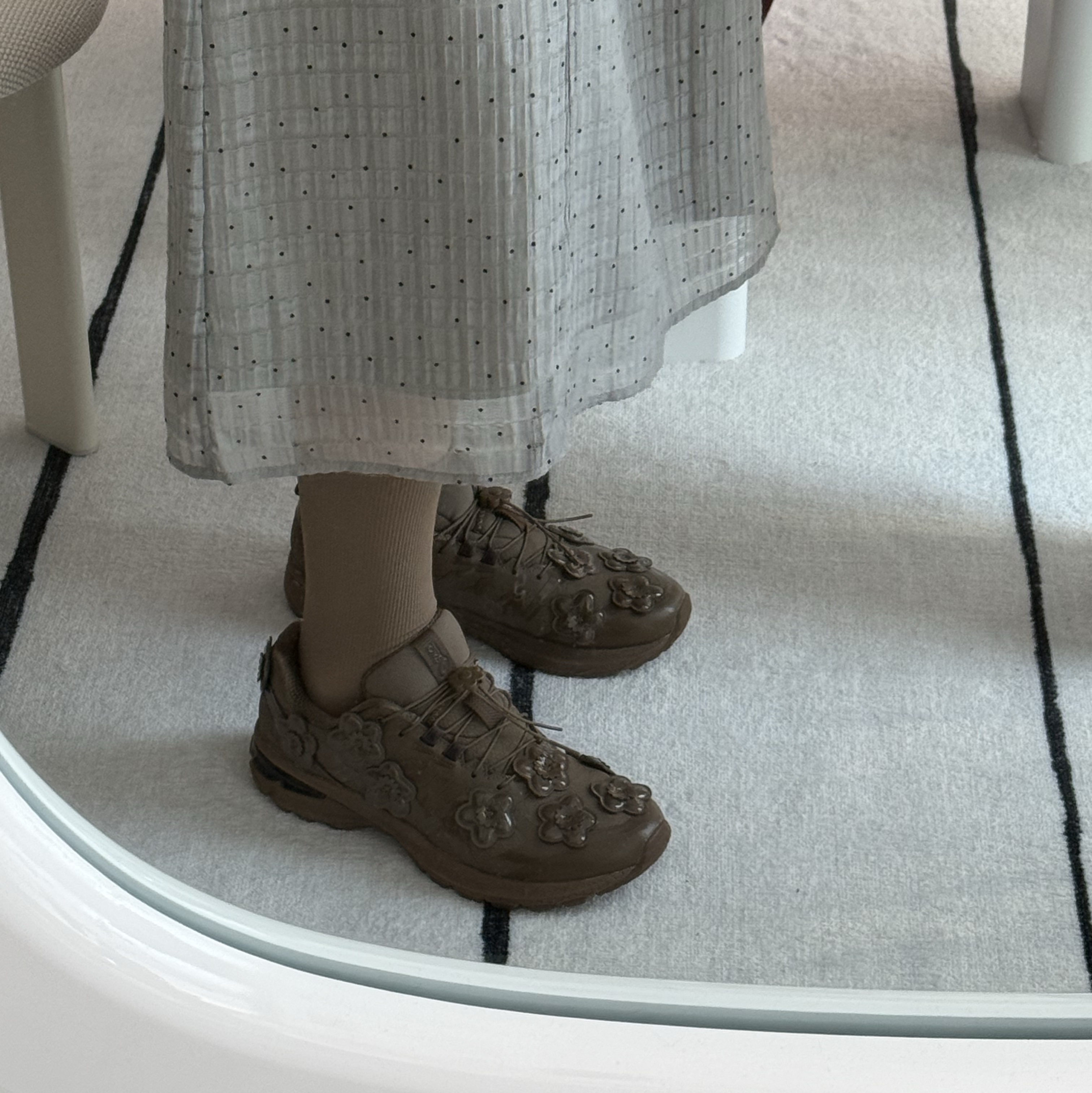 Asics x Cecilie Bahnsen Gel-Terrain Sepia 착용 스타일 - 2