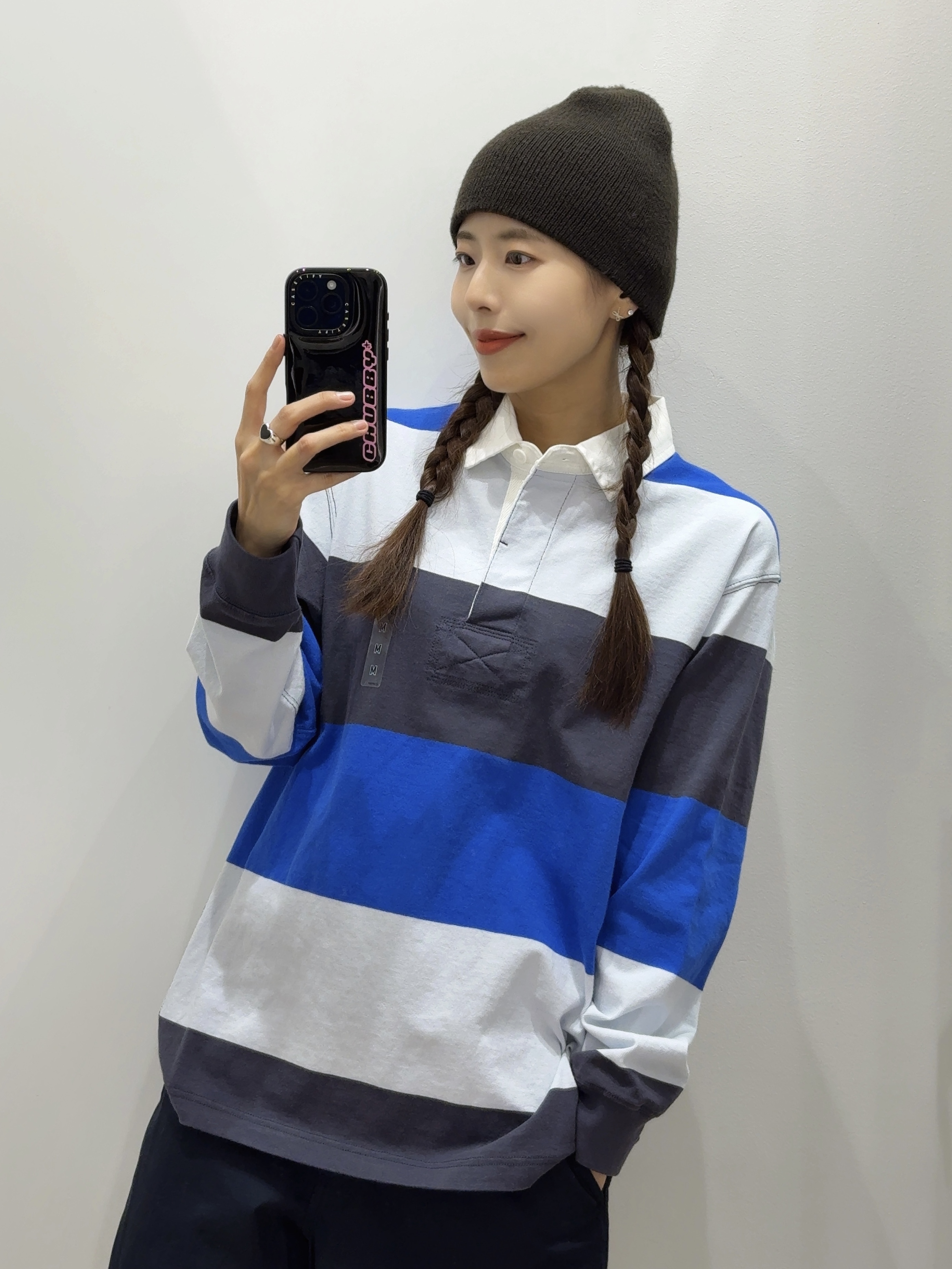 Uniqlo x JW Anderson Oversized Rugger Stripe Polo Shirt Blue - KR, Nonenon Black Love Ring 착용 스타일 - 1