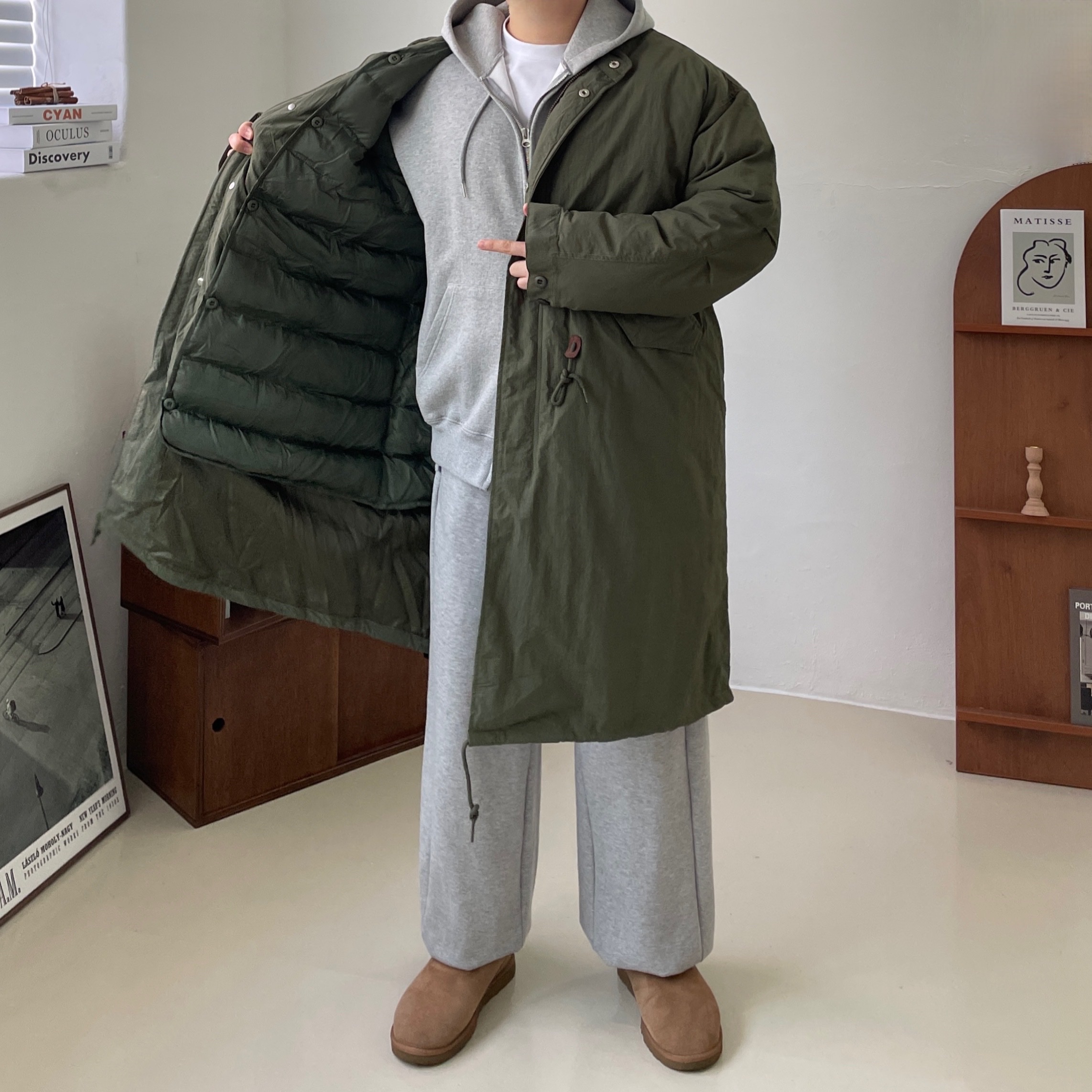 UGG Classic Mini Boots Chestnut 착용 스타일 - 1