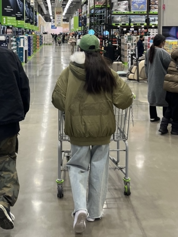 Palace P-2B Cargo Parka Olive - 23FW 착용 스타일