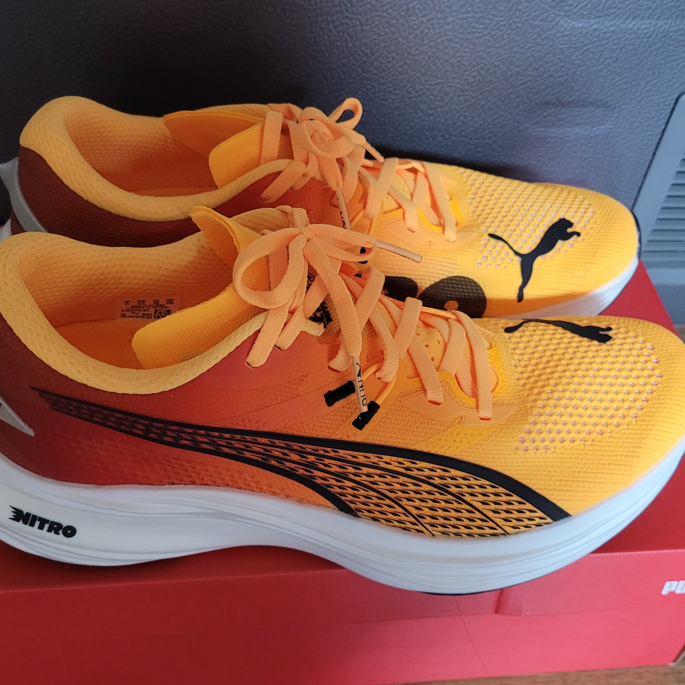Puma Deviate Nitro 3 Fade Sun Stream Sunset Glow 착용 스타일