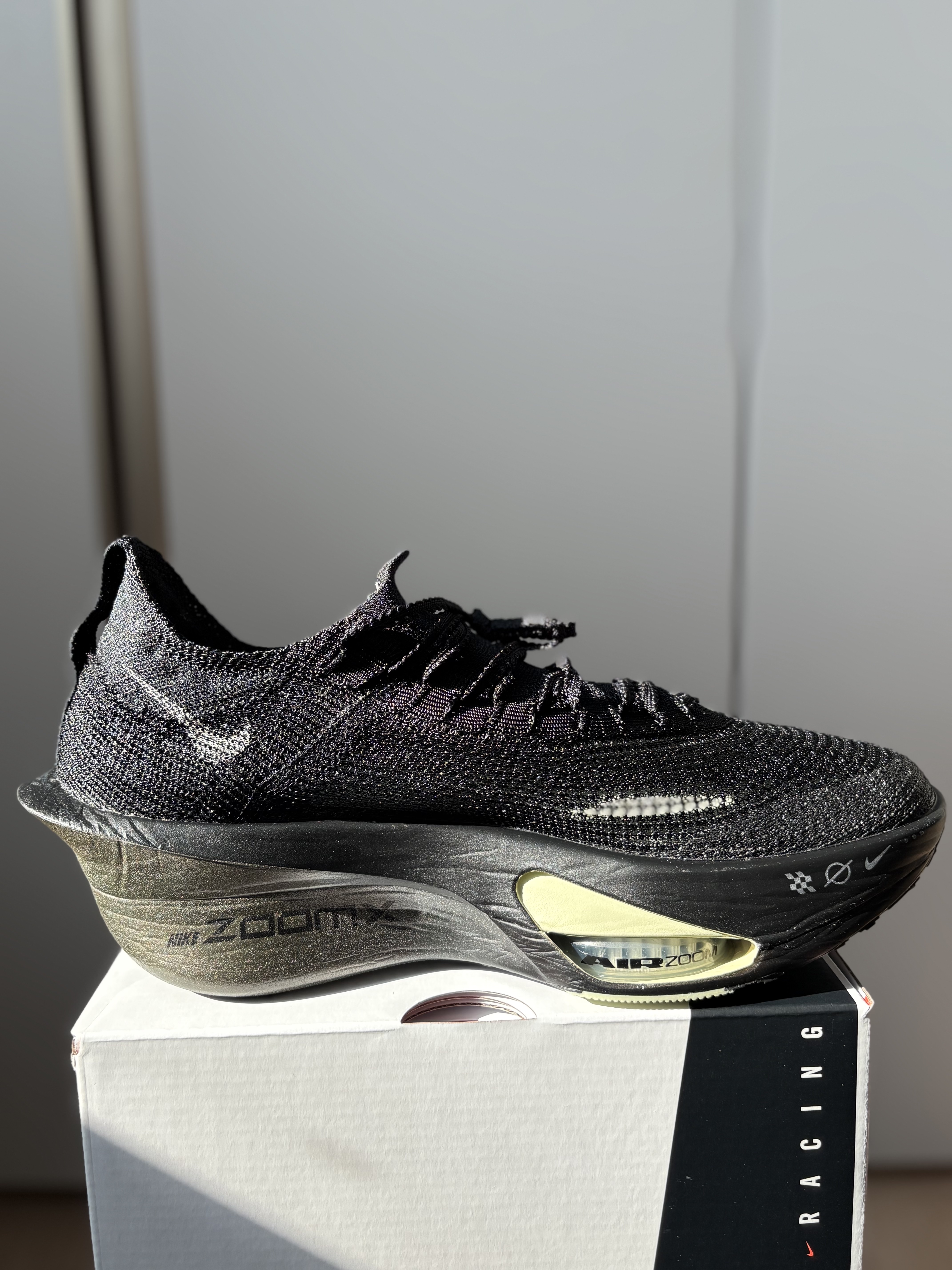 Nike Air Zoom Alphafly Next% 3 Black Olive Aura 착용 스타일 - 6