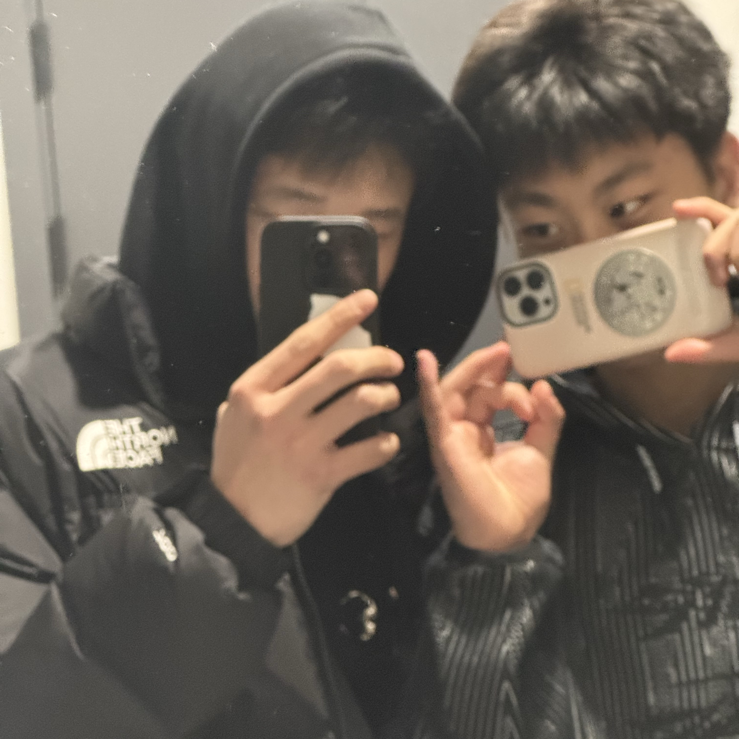 Thug Club Armor Hoodie Black, Nike x Off-White Engineered Hoodie Black - Asia 착용 스타일