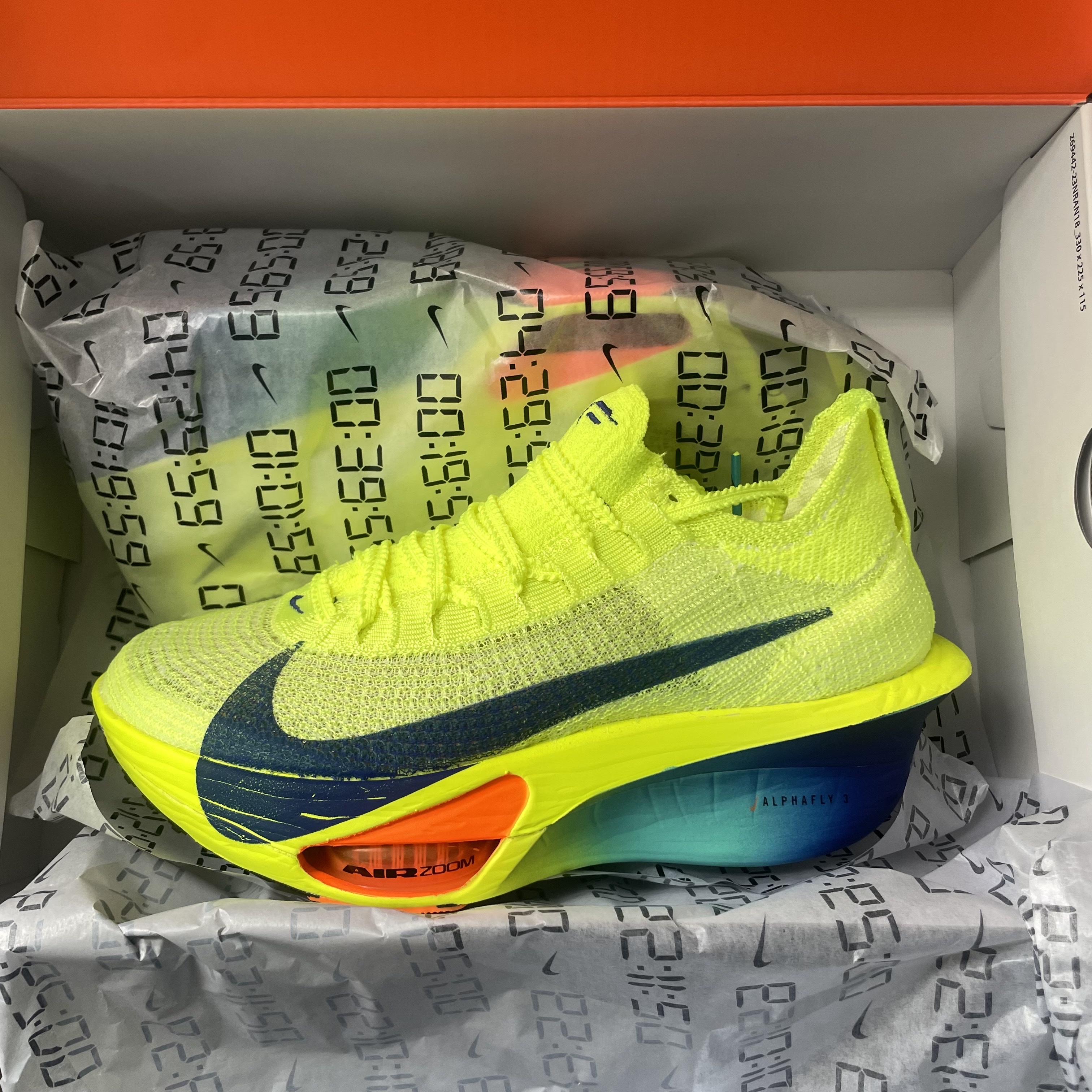 (W) Nike Air Zoom Alphafly Next% 3 Volt 착용 스타일 - 5