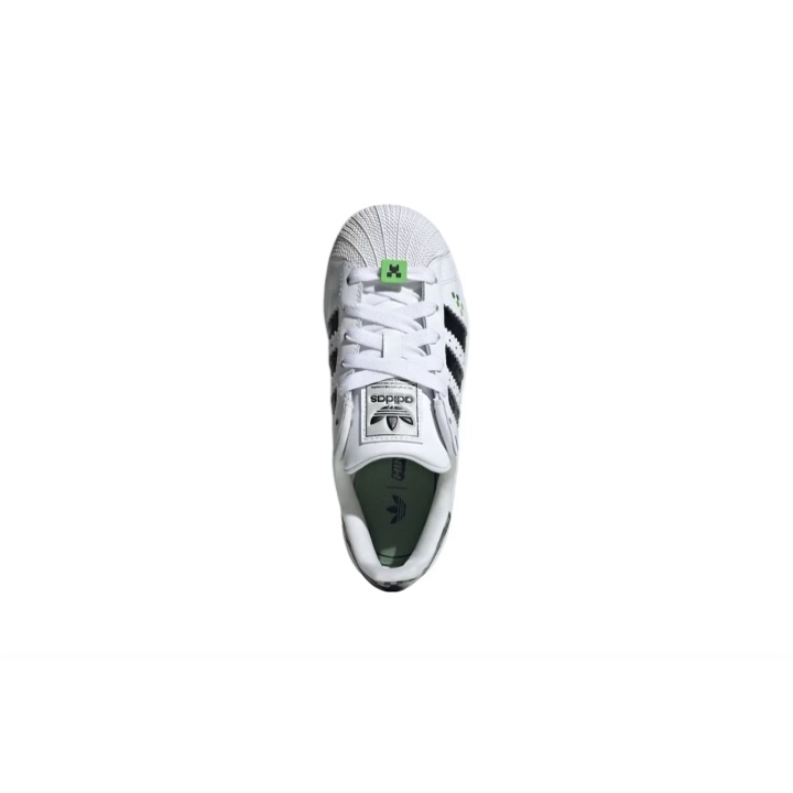 Adidas Superstar White Black, Adidas Superstar 82 White Black 착용 스타일 - 2