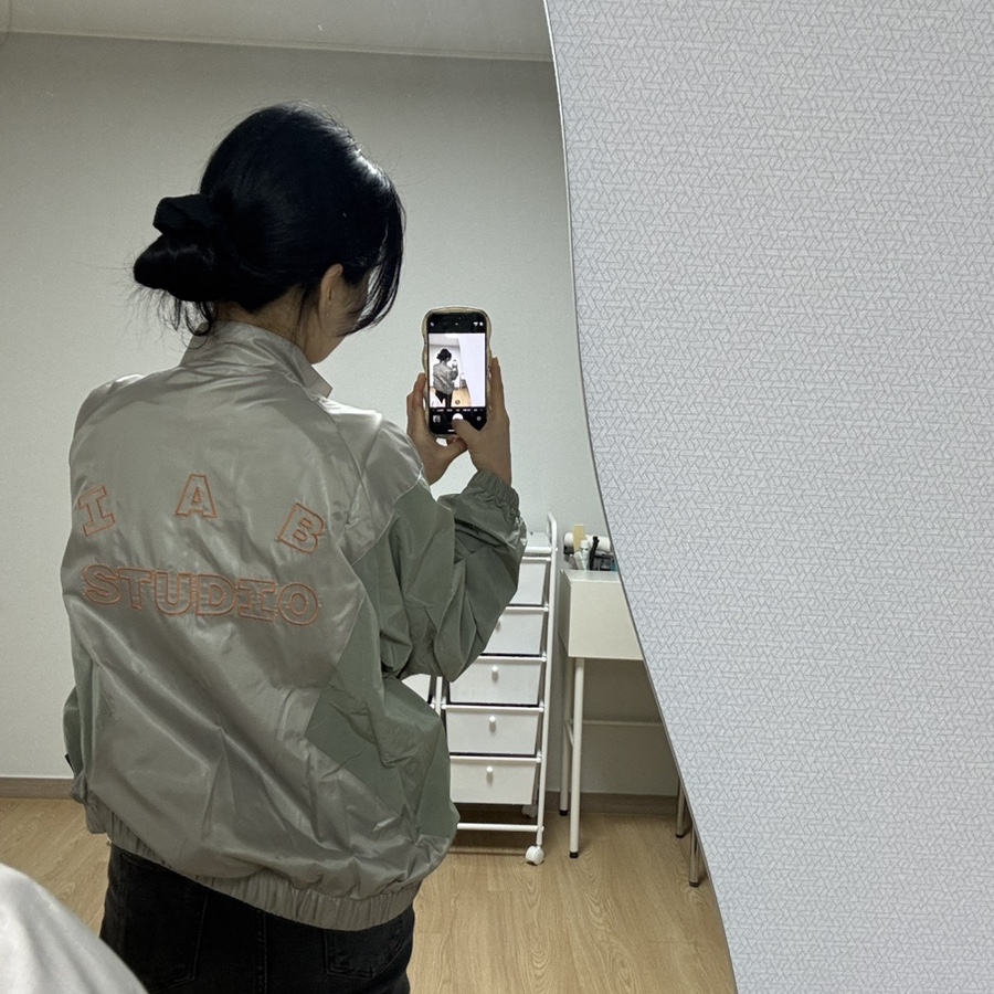 IAB Studio x Arcane Ekko Track Top Dust Orange 착용 스타일 - 2