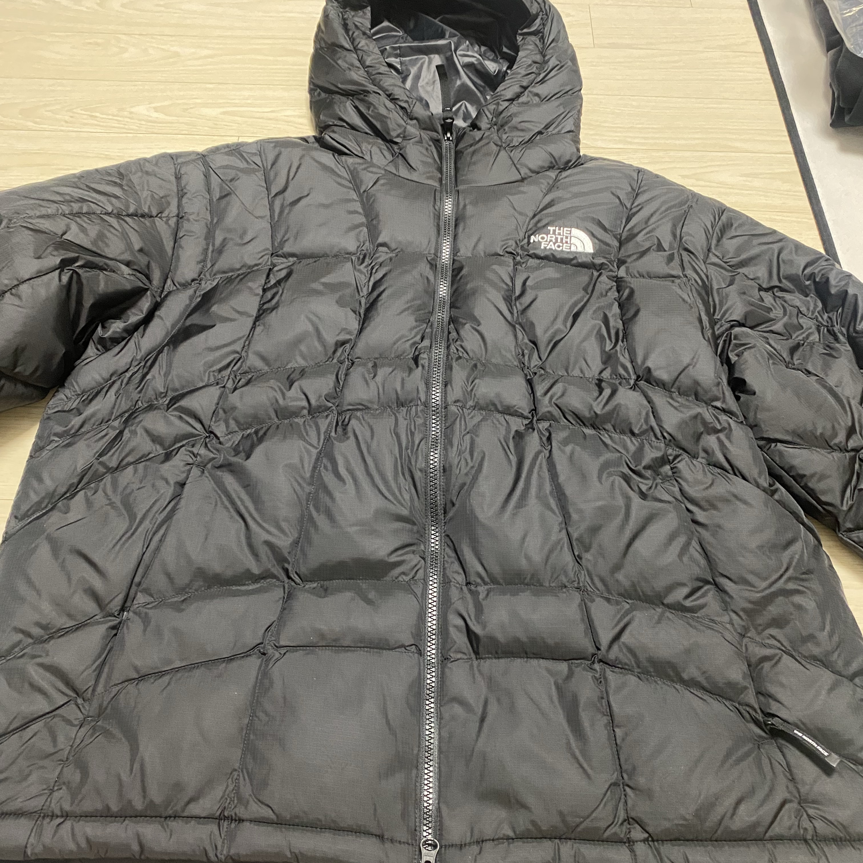 The North Face White Label Wave LT On Ball Jacket Black 착용 스타일