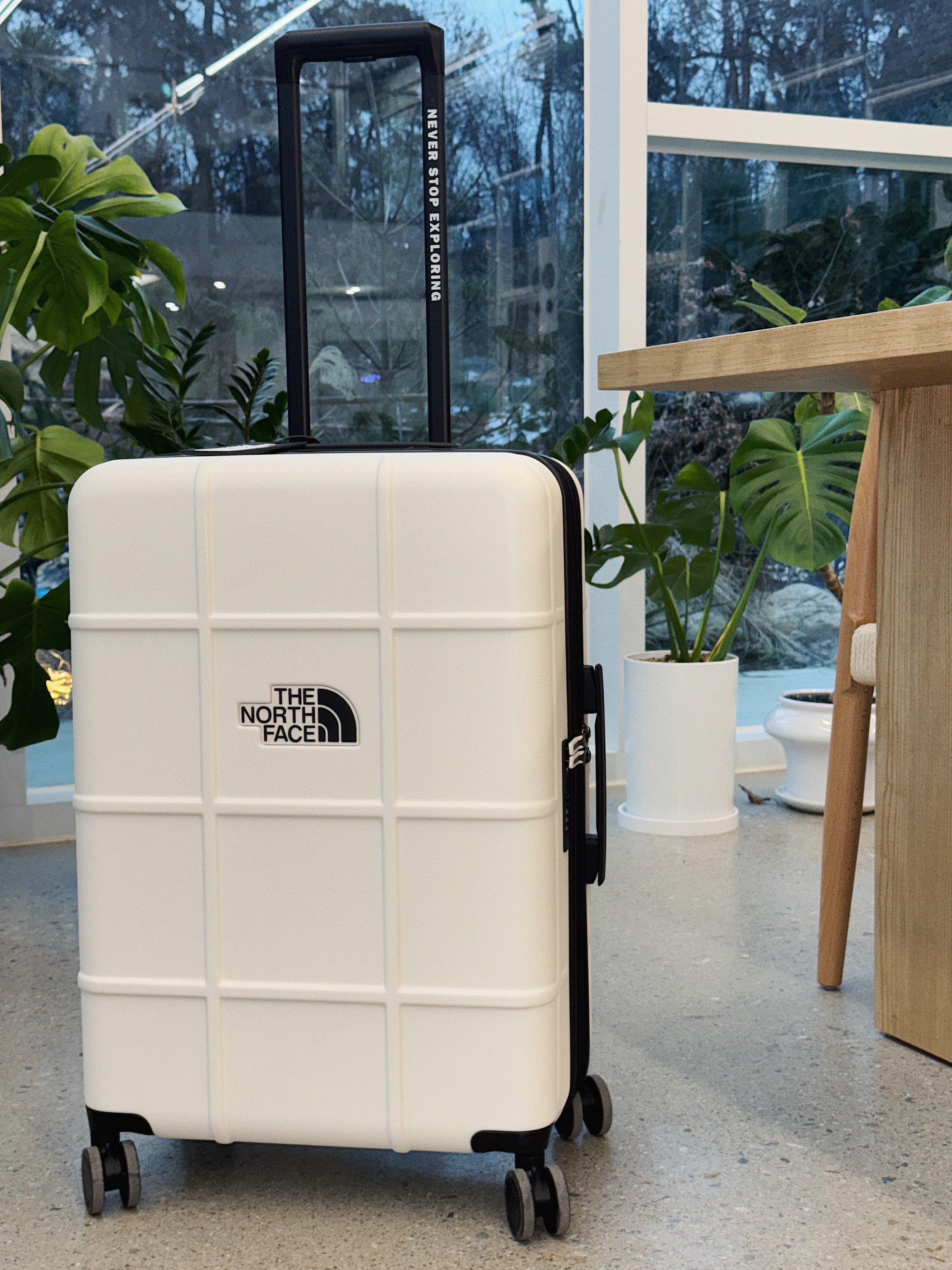 Supreme x The North Face Paper Print Nuptse Jacket - 19FW, Maison Mihara Yasuhiro Wayne OG Sole Leather Low-top Sneakers White 착용 스타일 - 6