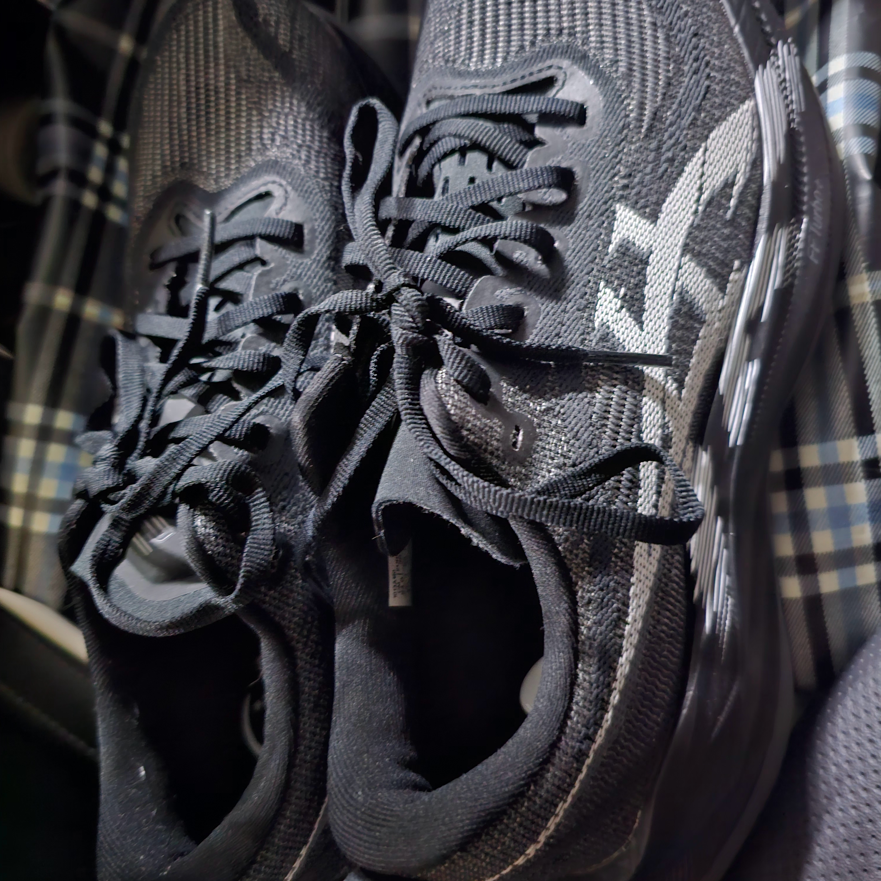 Asics Superblast 2 Black White 착용 스타일