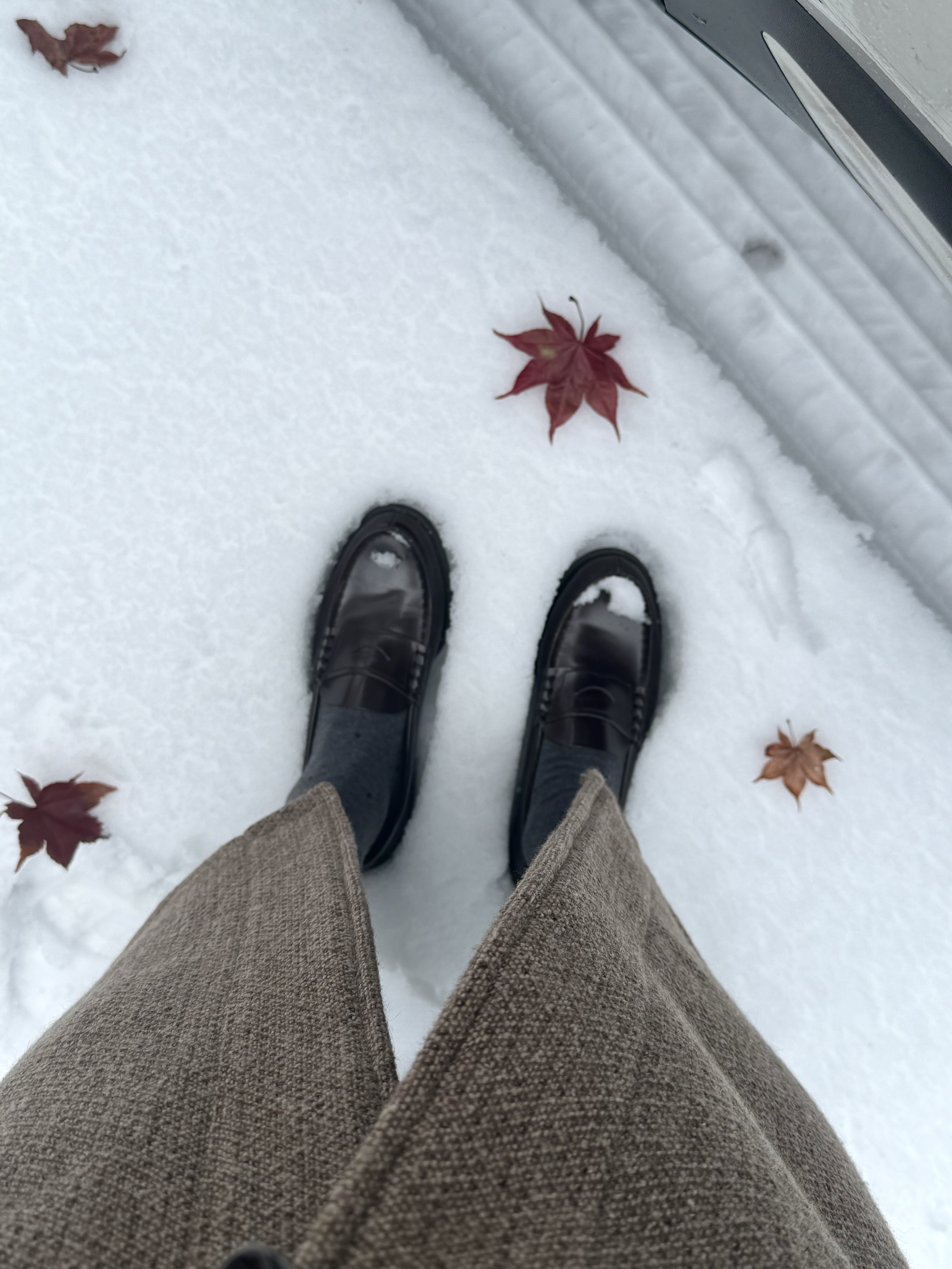 (W) Haruta Leather Penny Loafer Brown 착용 스타일 - 5