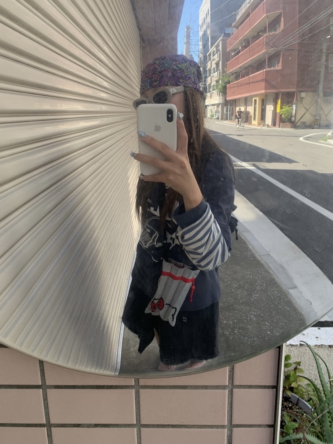 Gentle Monster x Maison Margiela MM004 Grey Black 착용 스타일
