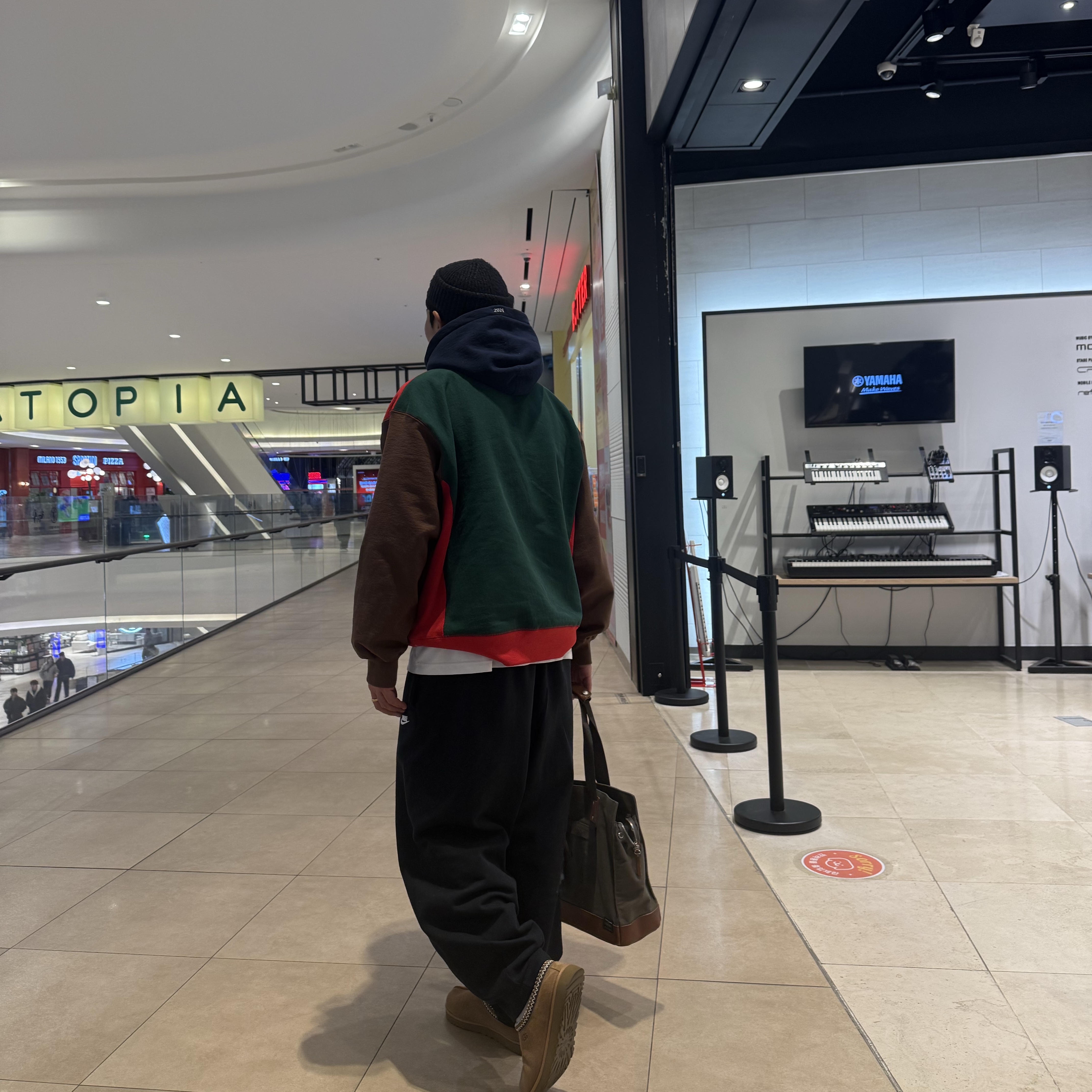 Supreme Box Logo Hooded Sweatshirt Multicolor - 24FW 착용 스타일