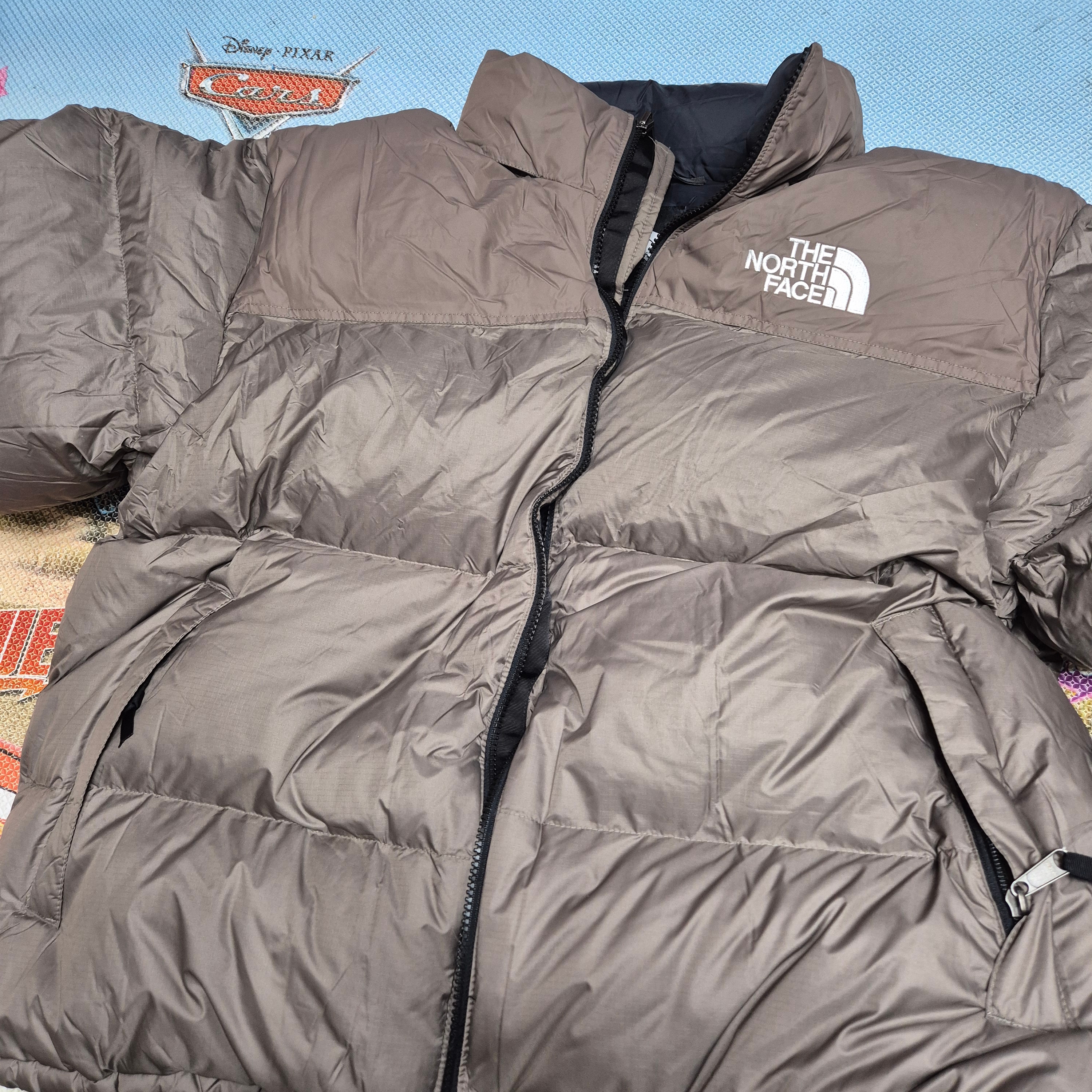 The North Face 1996 Retro Nuptse Jacket Falcon Brown 착용 스타일