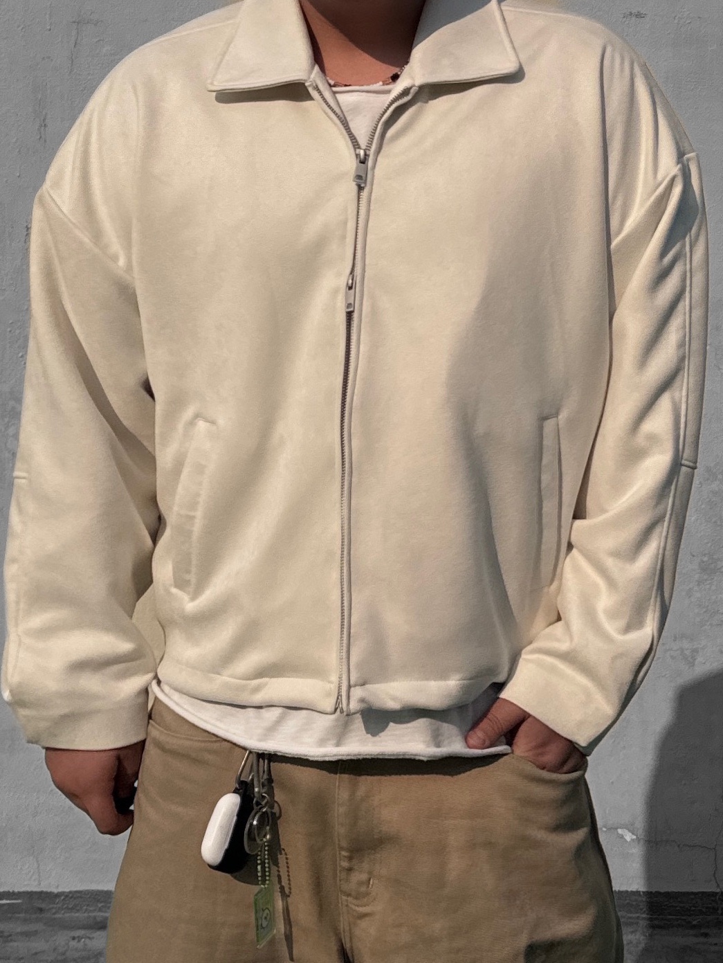 Balenciaga 3XL Sneakers Light Beige 착용 스타일 - 3