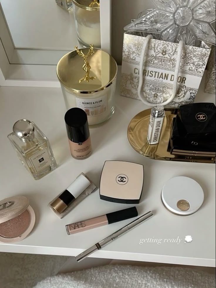 Celine Parade Eau de Parfum 100ml, Celine Saint Germain Des Pres Eau de Parfum 100ml 착용 스타일 - 2