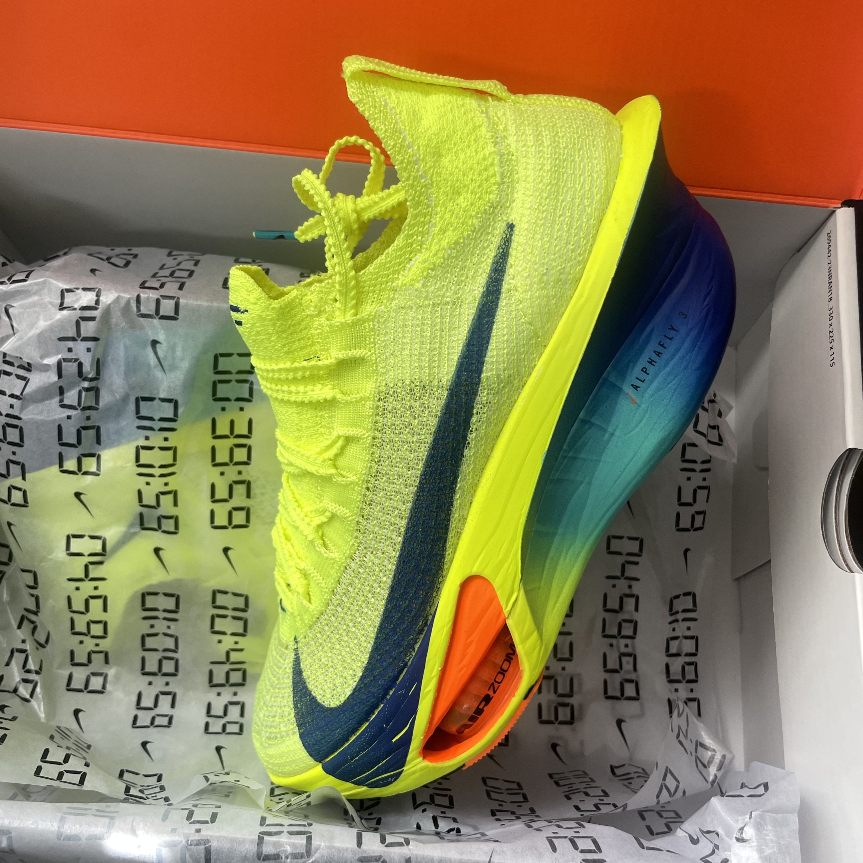 (W) Nike Air Zoom Alphafly Next% 3 Volt 착용 스타일 - 6