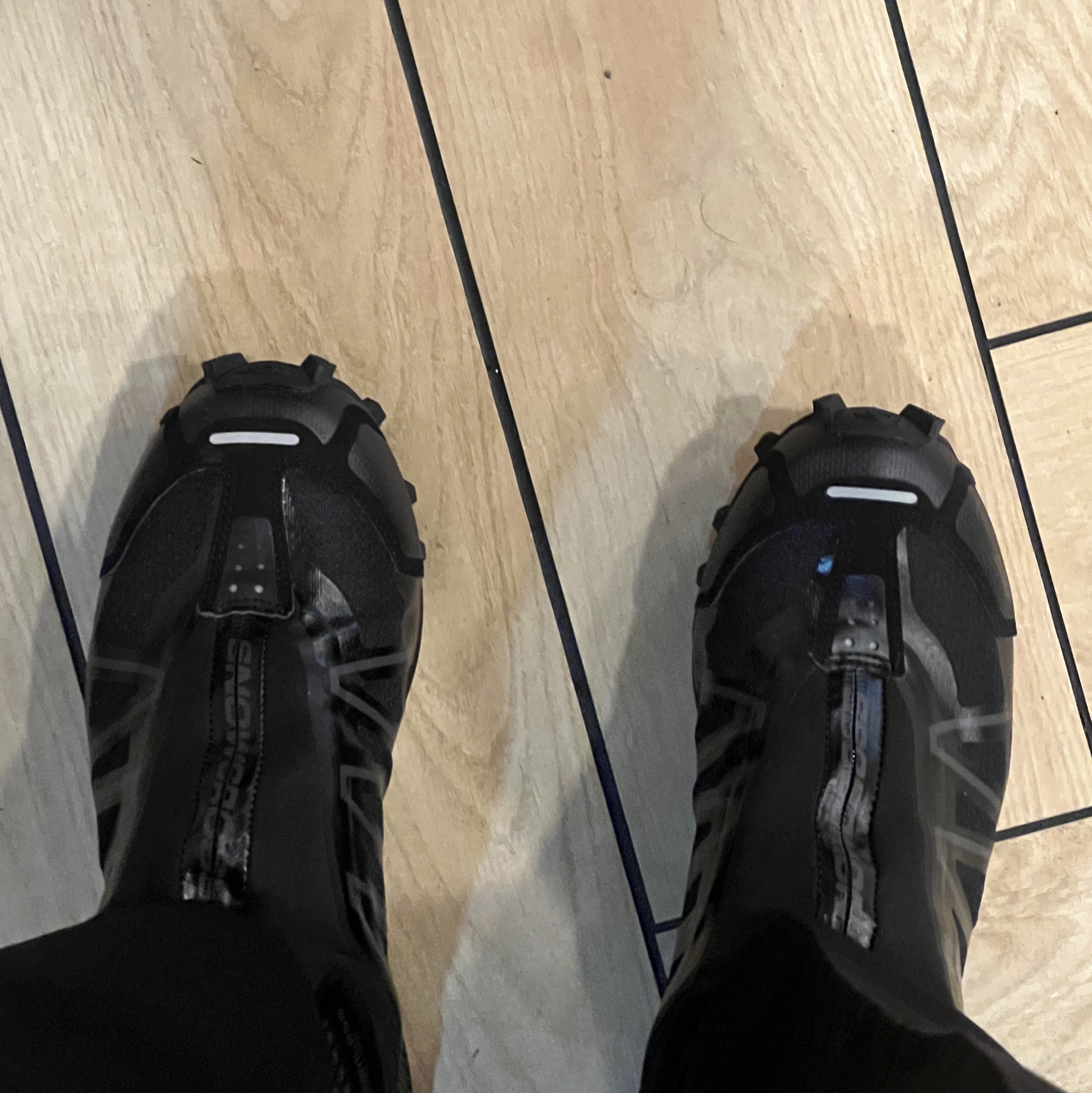 Salomon Snowcross Black Magnet 착용 스타일