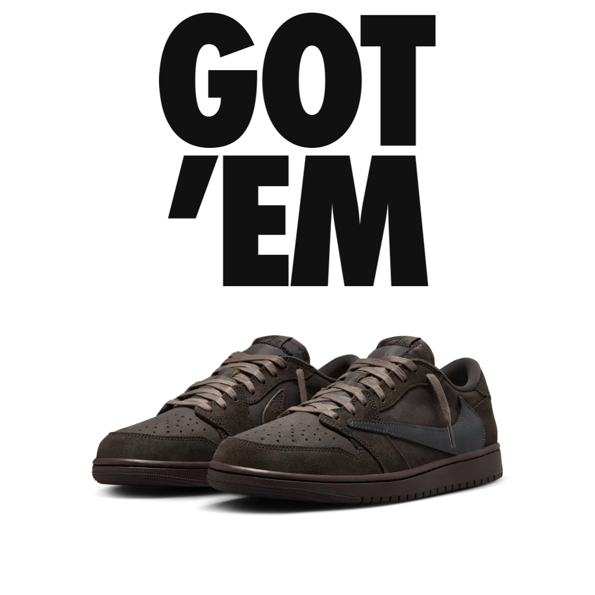 Jordan 1 x Travis Scott Retro Low OG SP Velvet Brown and Dark Mocha 착용 스타일 - 1