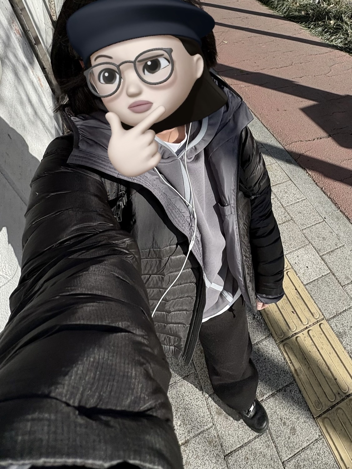 Sansan Gear Paneled Puffer Jacket Black - 24FW, Sansan Gear Taped Hoodie Ash Charcoal 착용 스타일 - 3