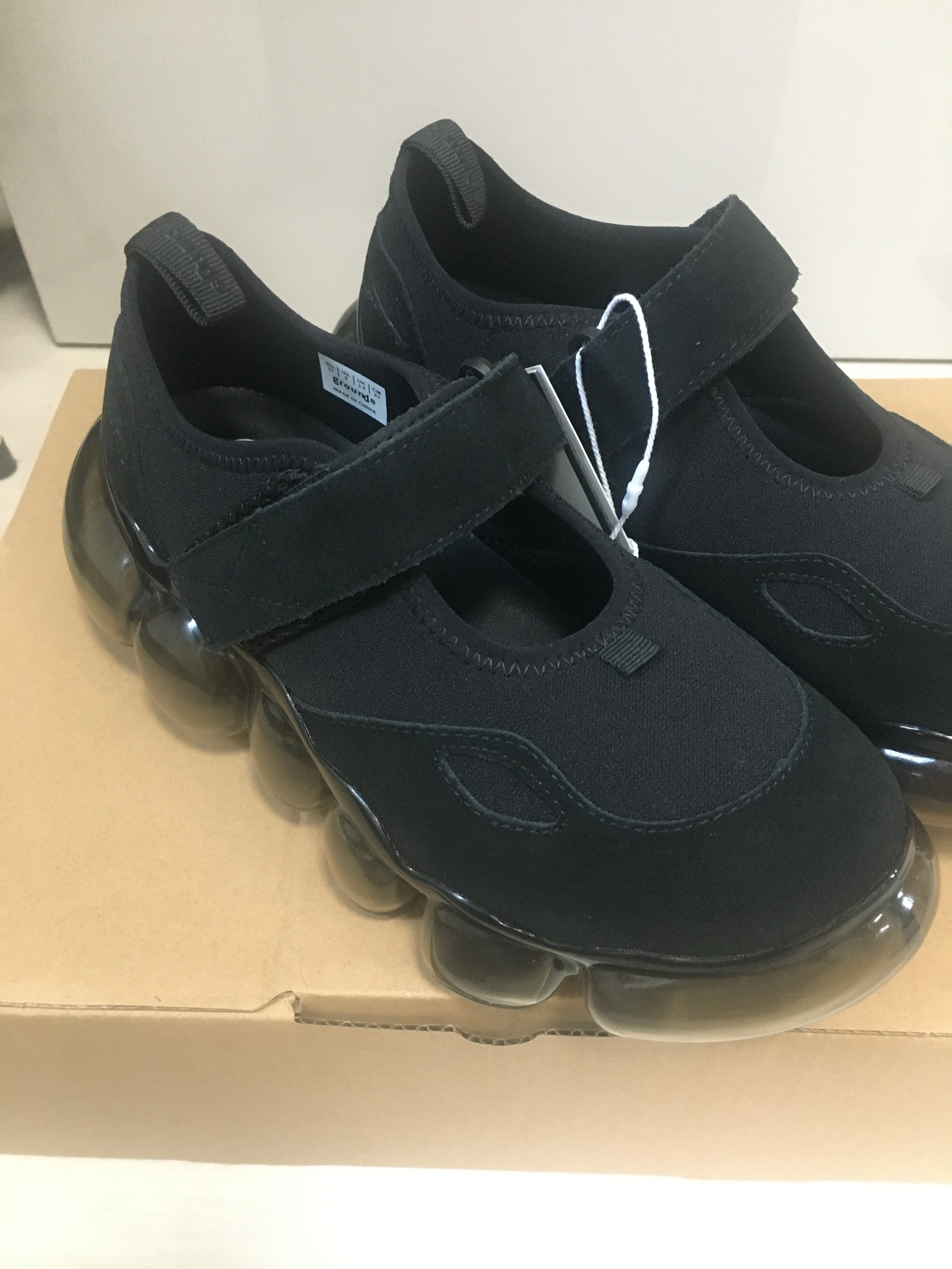 Grounds x Mikio Sakabe Jewelry Mary Jane Black Black 착용 스타일 - 3