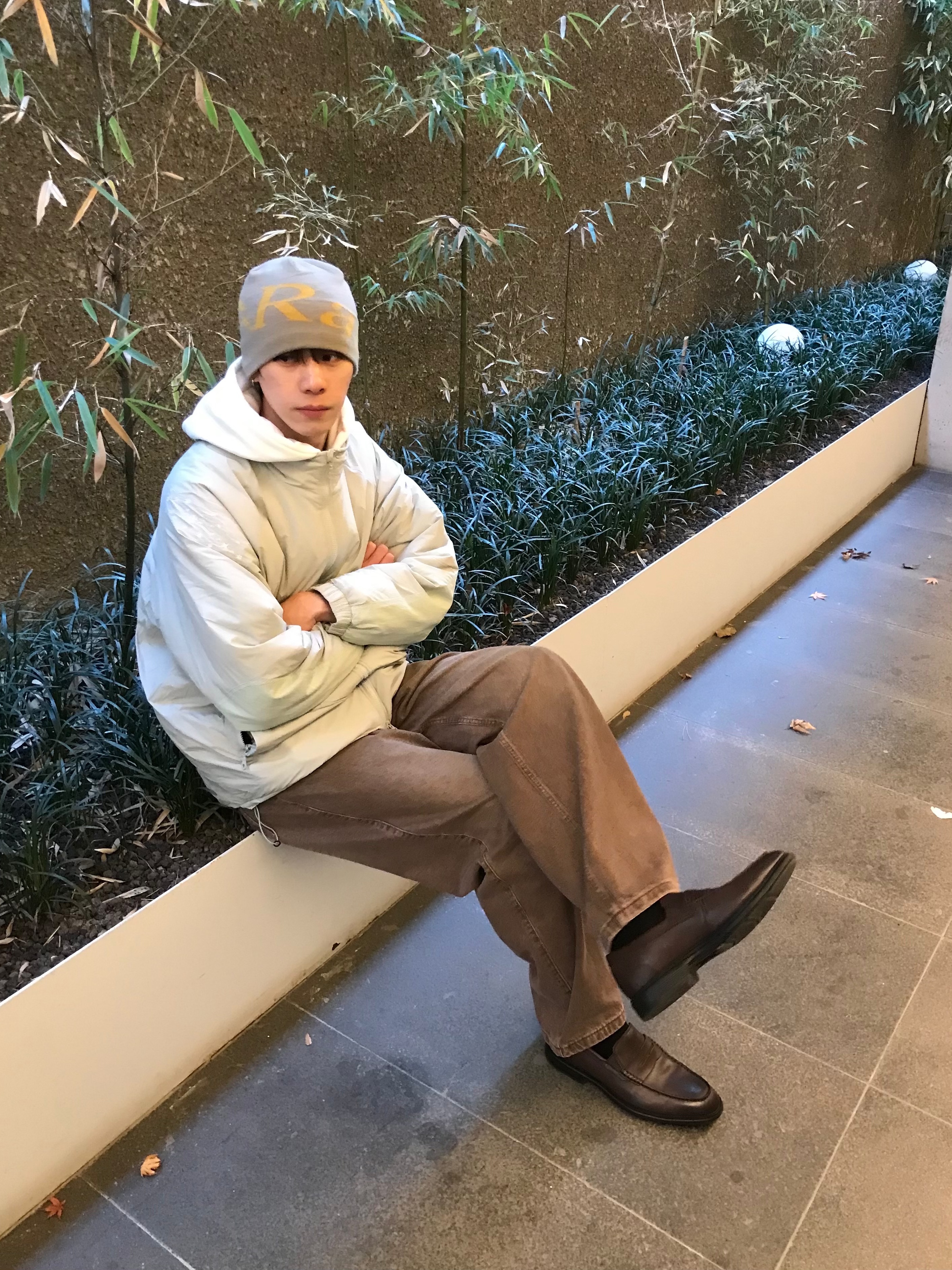 Rab Logo Beanie Light Khaki Sahara, Rab Logo Beanie Light Khaki/Sahara 착용 스타일 - 4