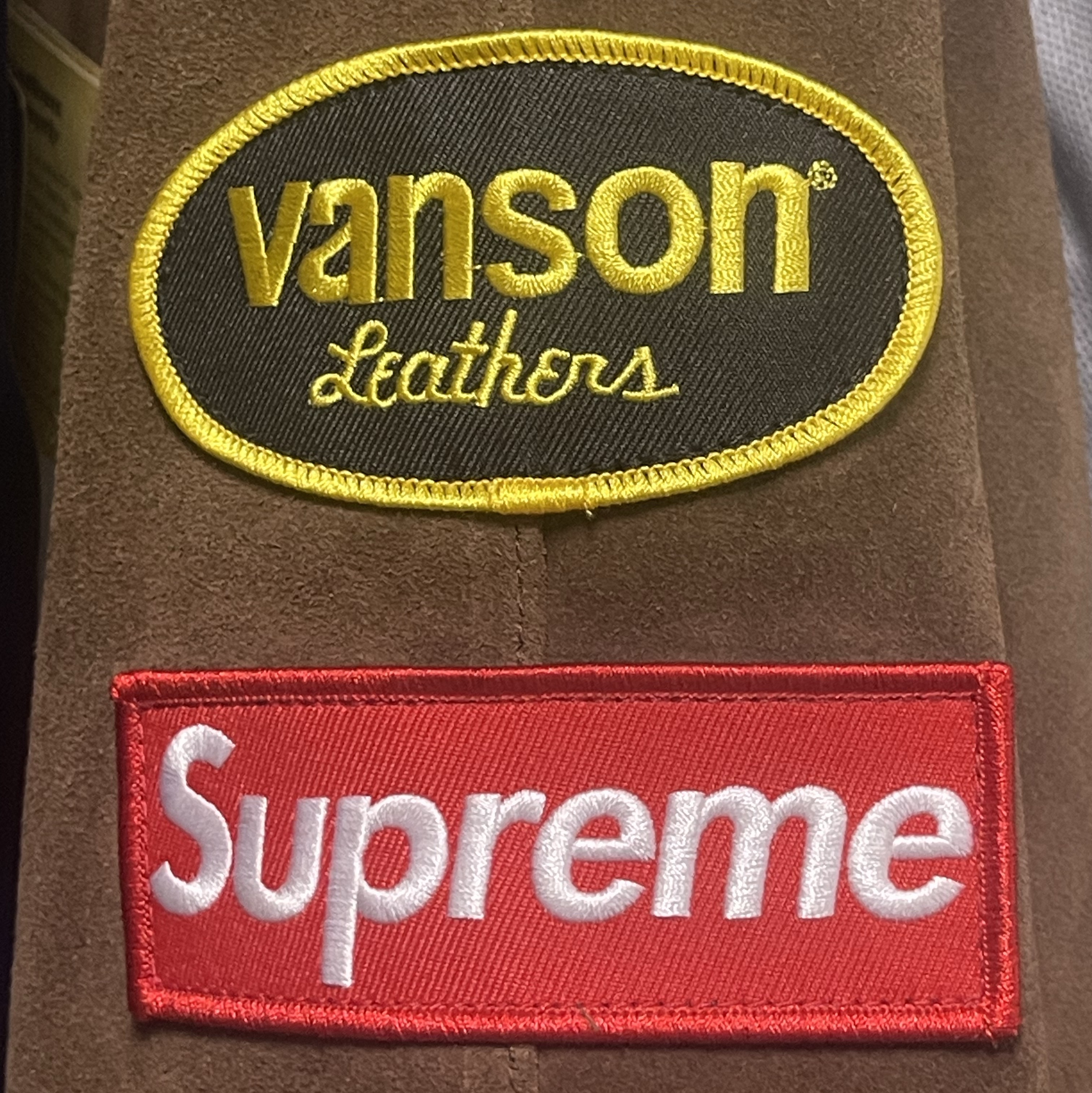 Supreme x Vanson Leathers Hooded Work Jacket Suede - 24FW 착용 스타일