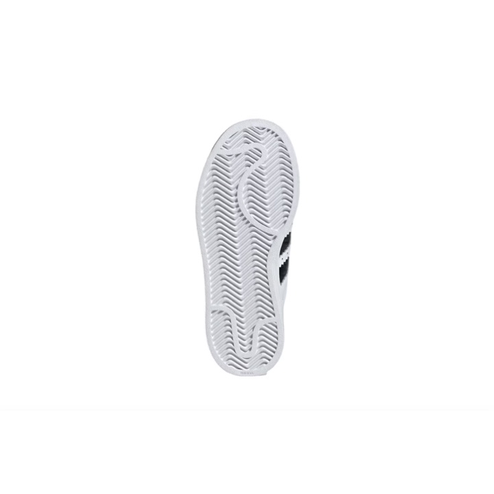 Adidas Superstar White Black, Adidas Superstar 82 White Black 착용 스타일 - 3
