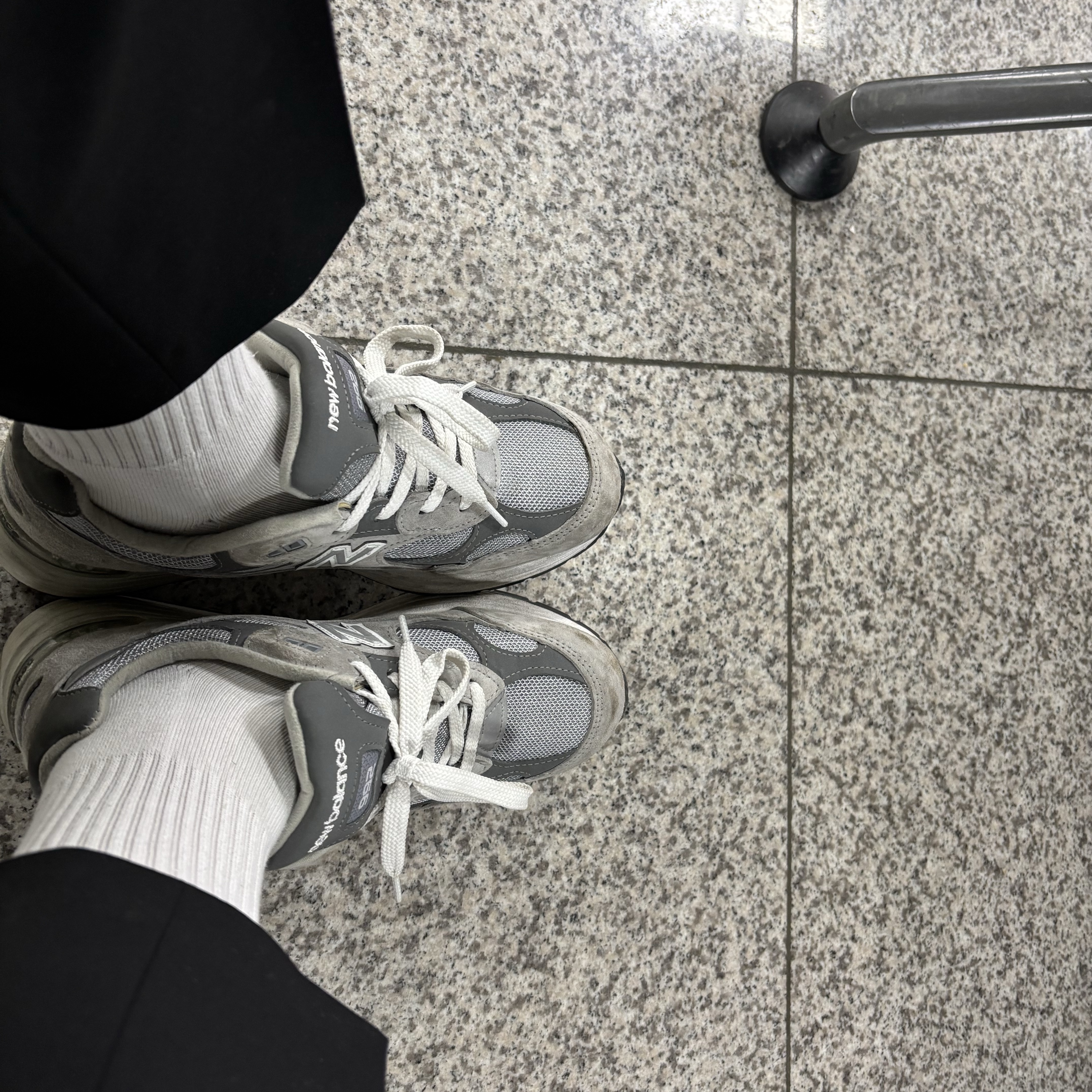 New Balance 992 Made in USA Grey - D Standard 착용 스타일