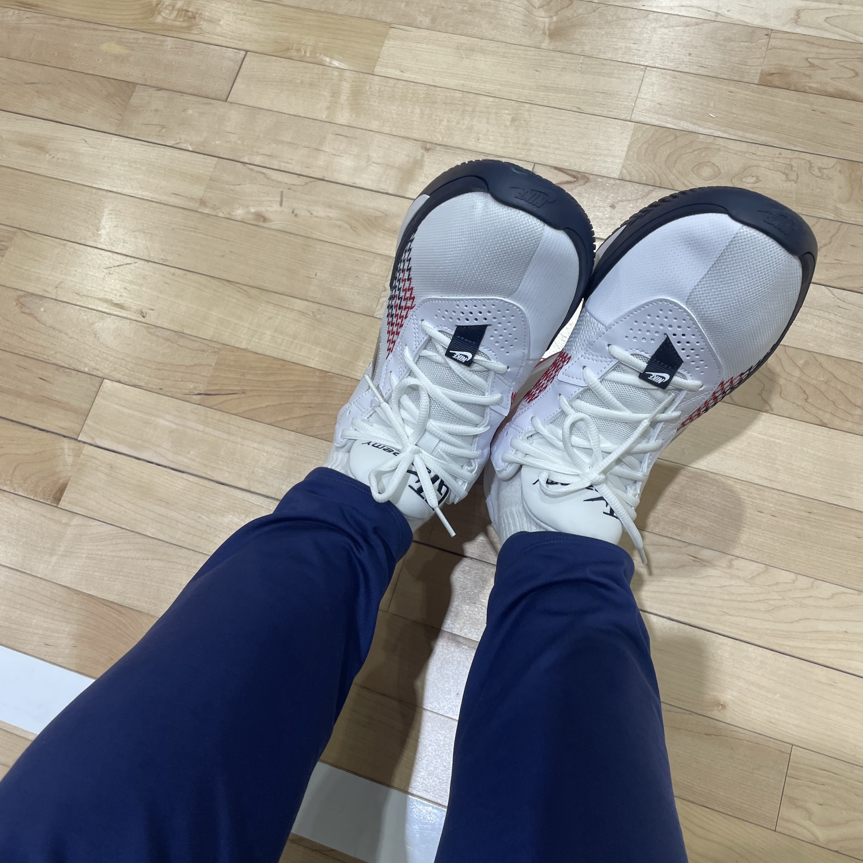 Nike Air Zoom G.T. Cut Academy EP White 착용 스타일