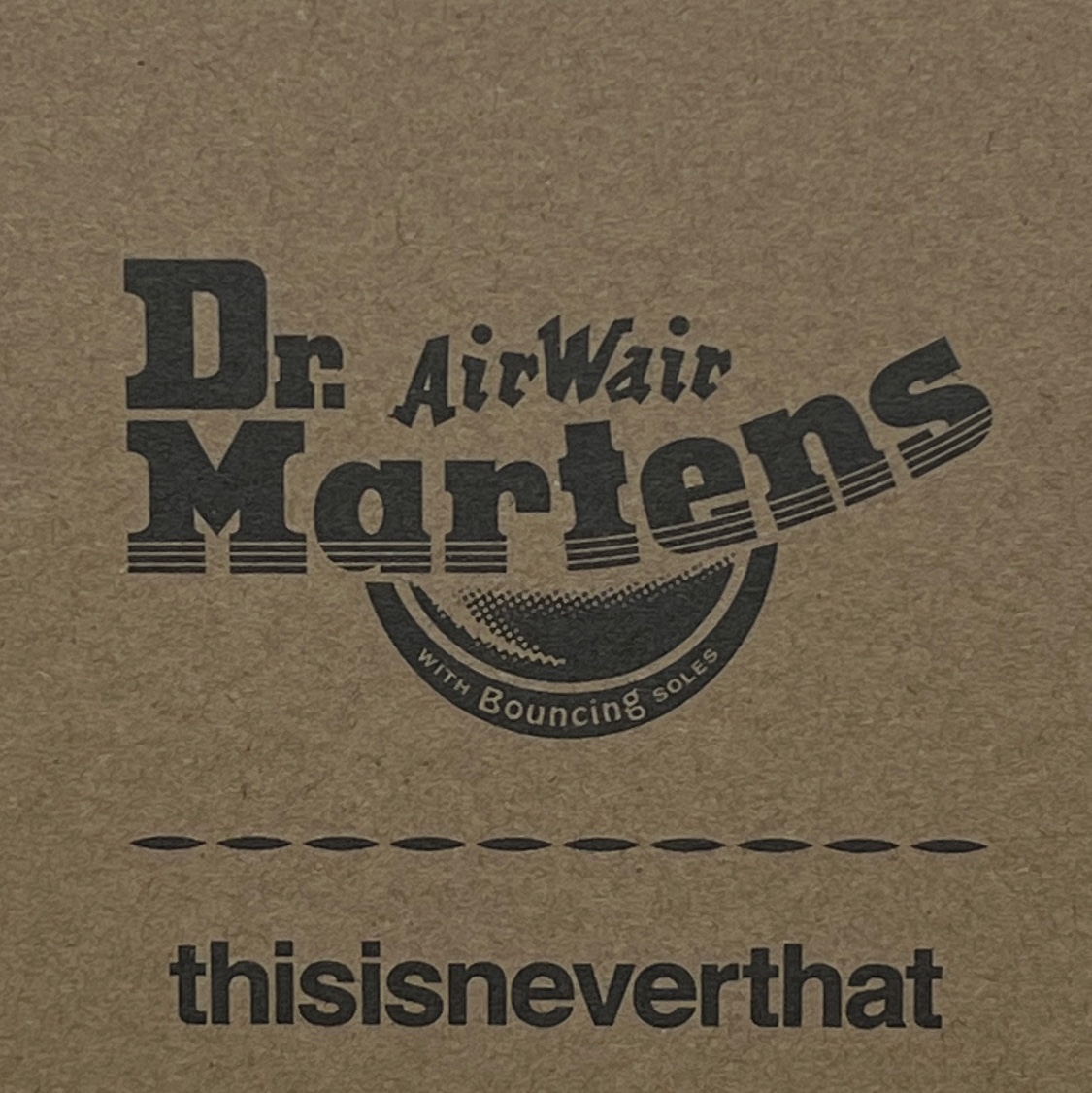 Dr. Martens x Thisisneverthat 1461 Waxed Full Grain Black 착용 스타일 - 1