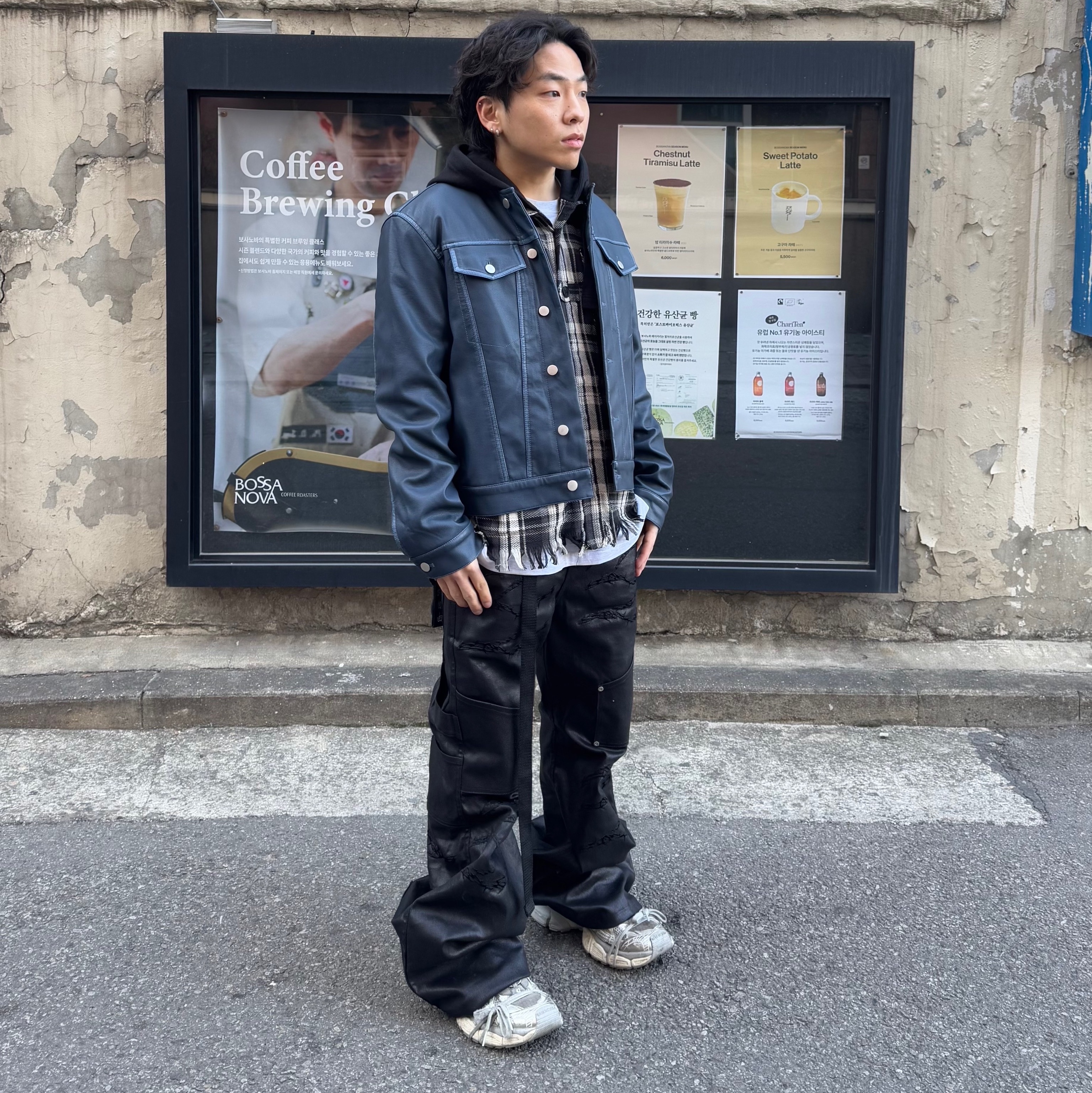 Balenciaga 3XL Sneakers Light Beige 착용 스타일 - 4