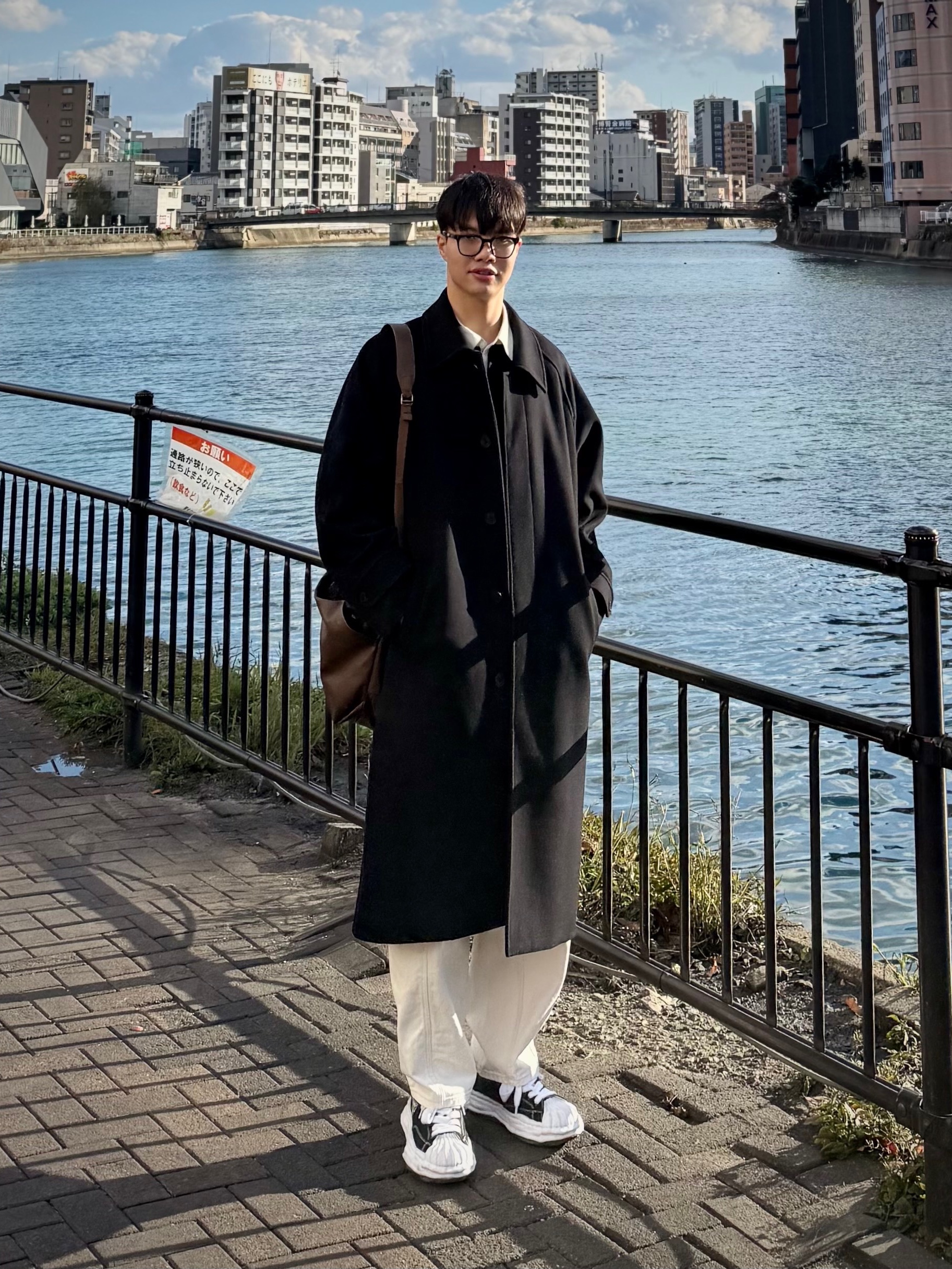 Maison Mihara Yasuhiro Blakey OG Sole Canvas Low-top Sneakers Black White, Gentle Monster Karl 01 Black 착용 스타일 - 1