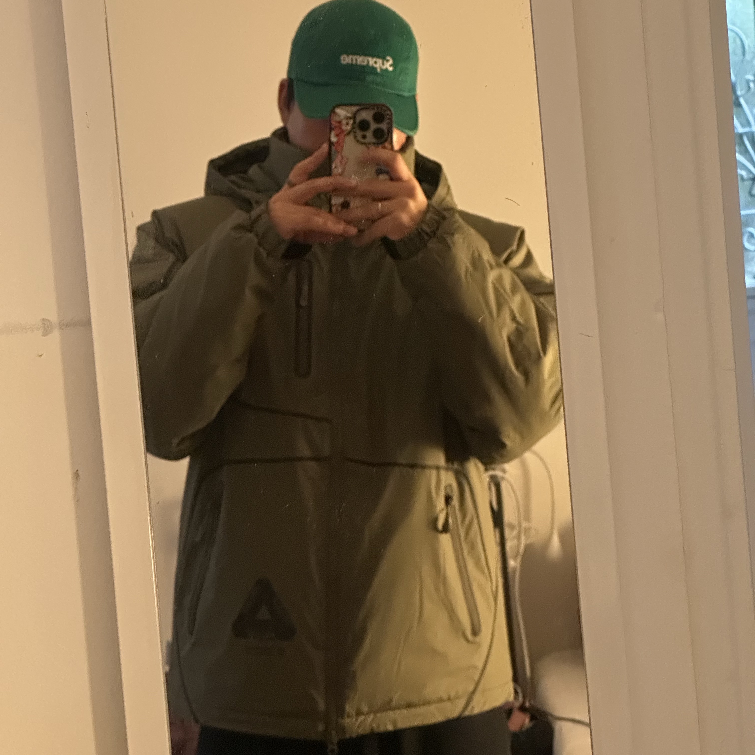 Palace Gore-Tex Infinium Jacket Olive - 24FW 착용 스타일