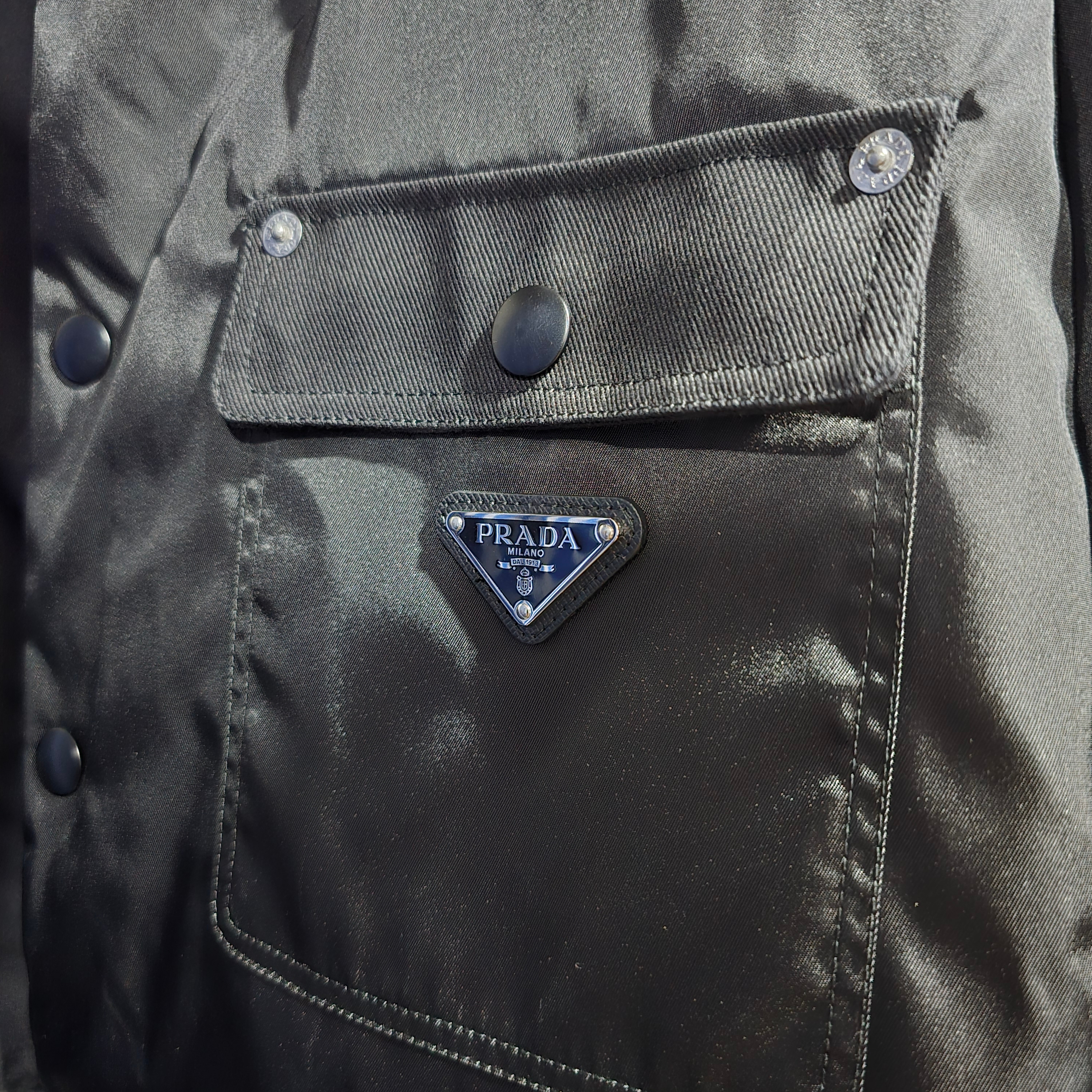 Prada Re-Nylon Jacket Black 착용 스타일 - 2