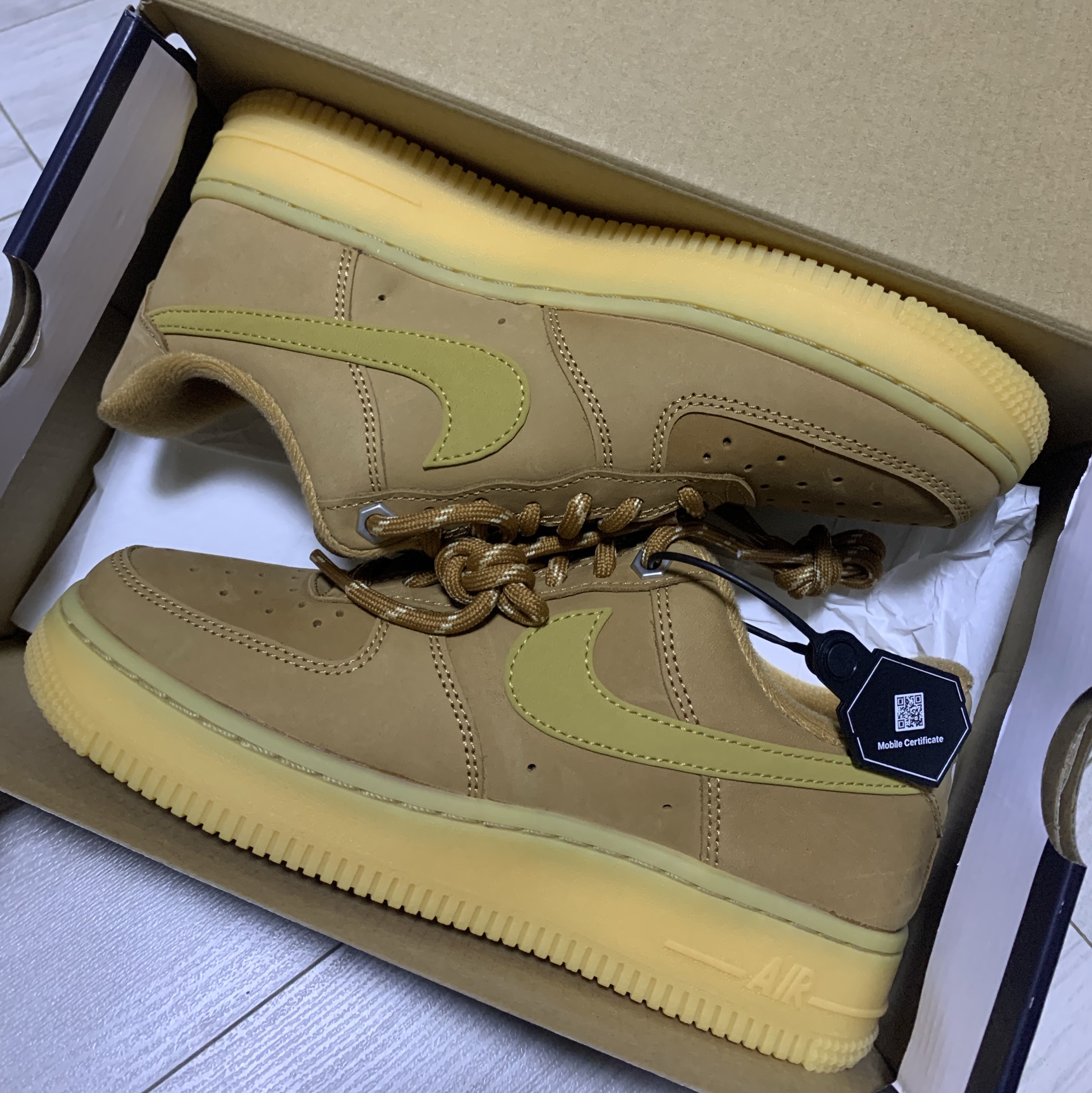 Nike Air Force 1 '07 WB Flax 착용 스타일 - 1