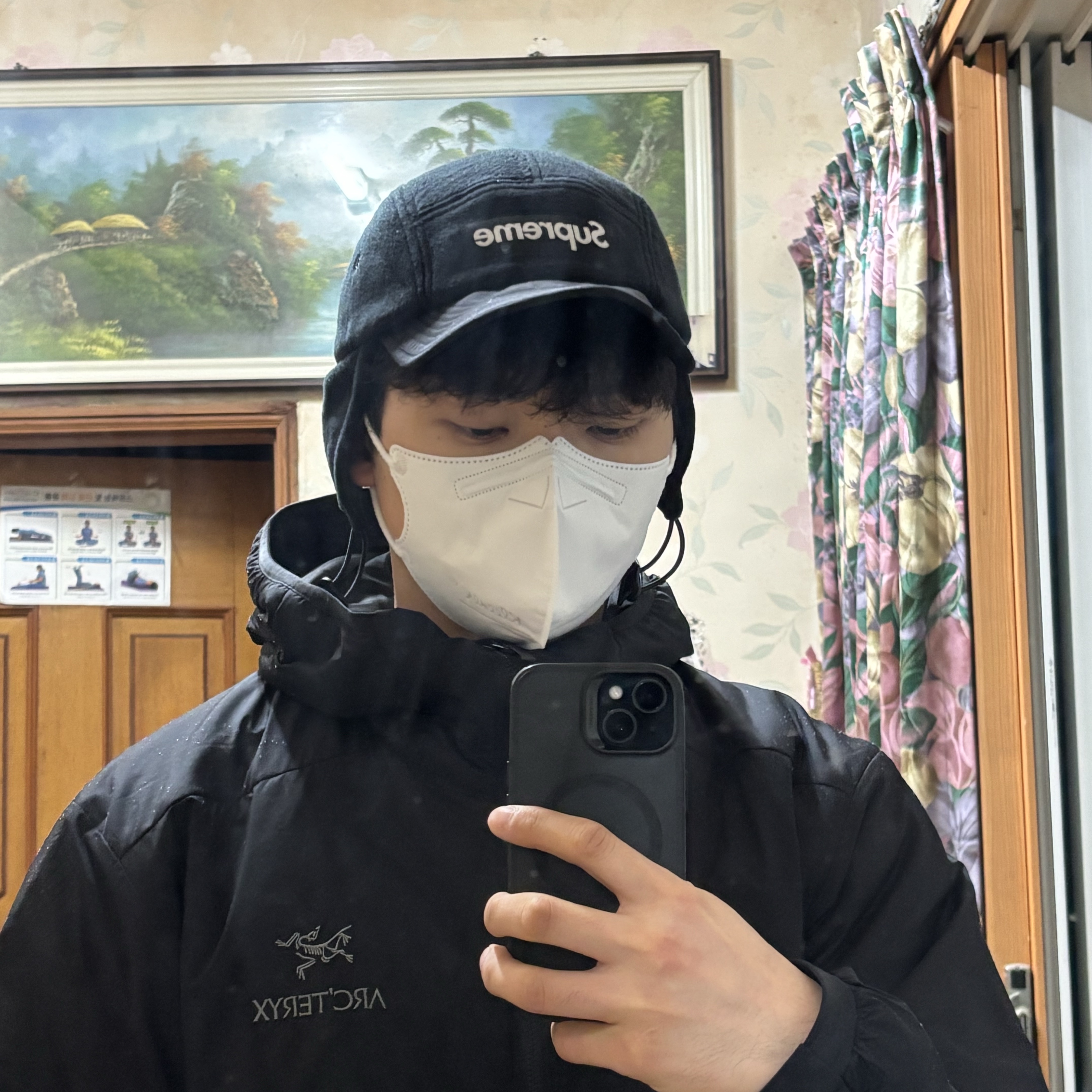 Supreme Polartec Earflap Camp Cap Black - 24FW, Arc'teryx Atom Hoody Black 착용 스타일
