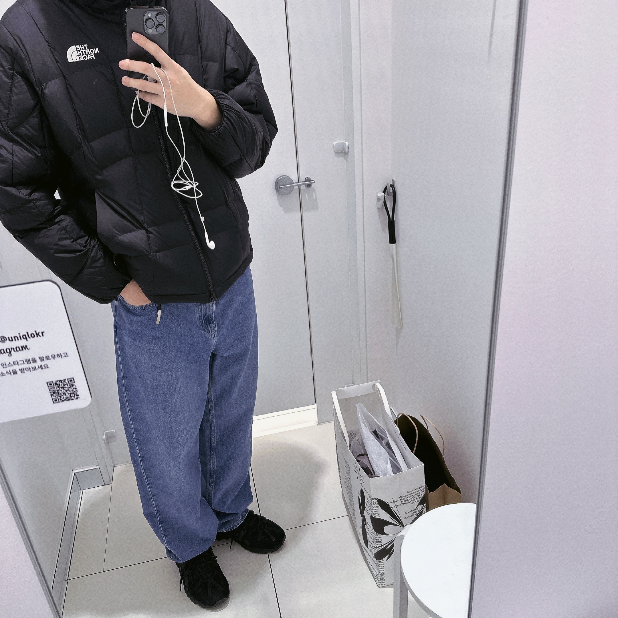 The North Face White Label Wave LT On Ball Jacket Black 착용 스타일